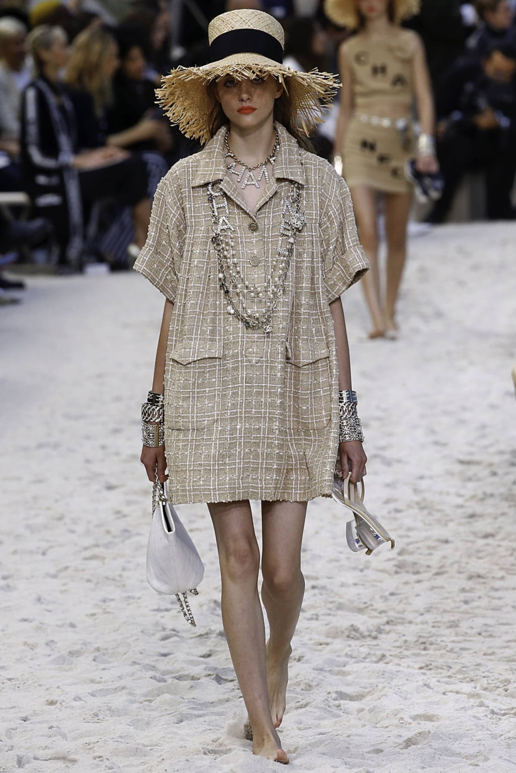 Fashion Week Paris Spring/Summer 2019 look 46 from the Chanel collection womenswear