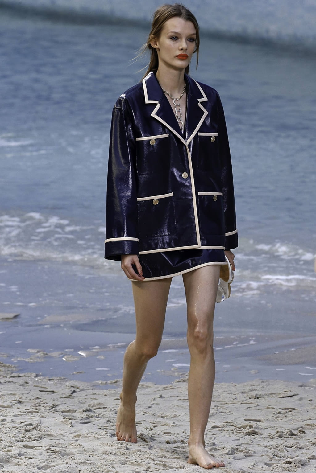 Fashion Week Paris Spring/Summer 2019 look 50 from the Chanel collection womenswear
