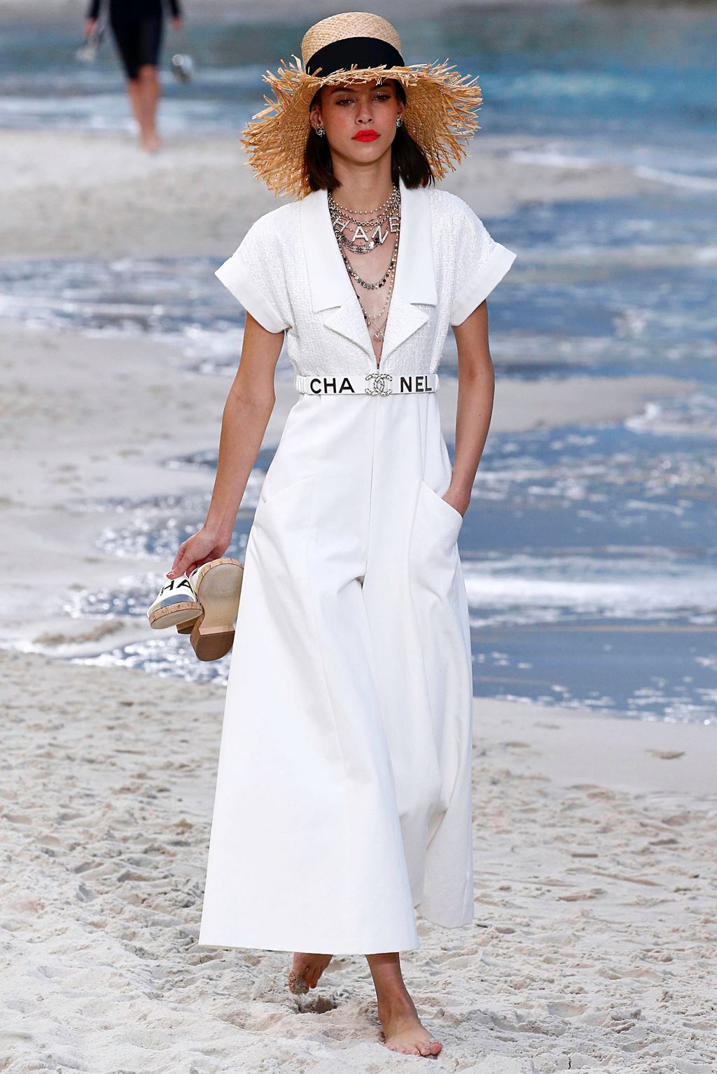 Fashion Week Paris Spring/Summer 2019 look 63 from the Chanel collection 女装