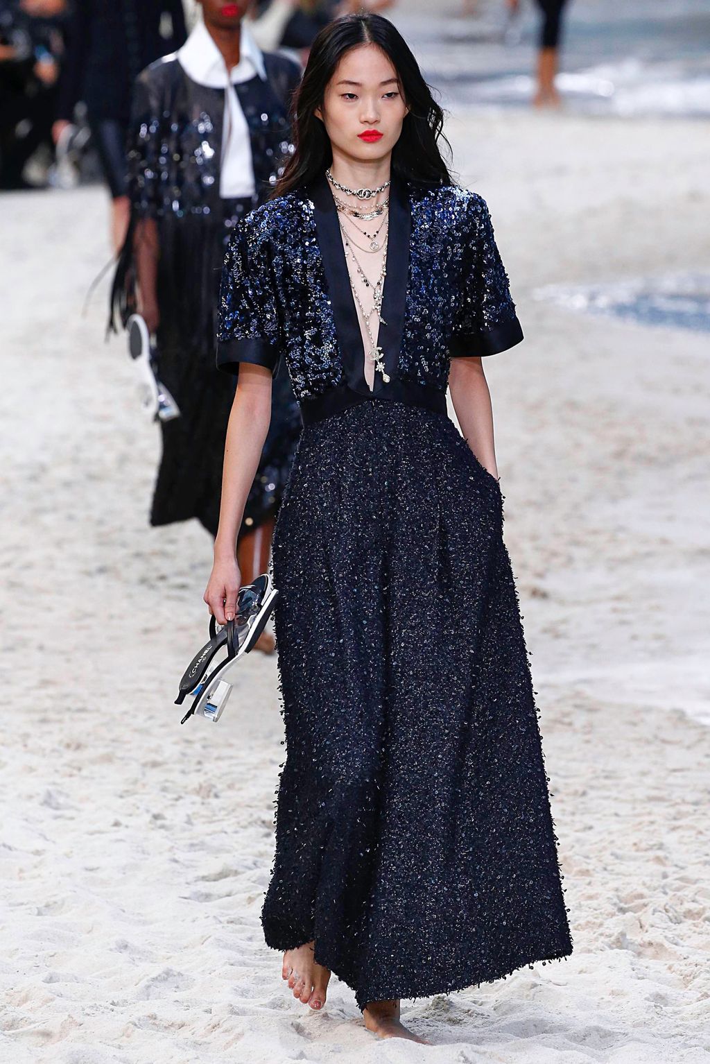 Fashion Week Paris Spring/Summer 2019 look 65 from the Chanel collection womenswear