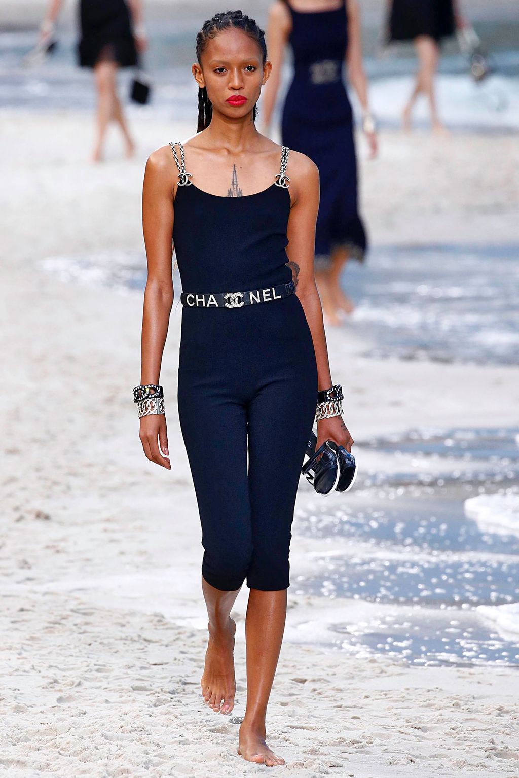 Fashion Week Paris Spring/Summer 2019 look 71 from the Chanel collection womenswear