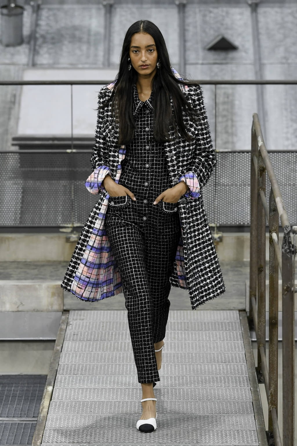 Fashion Week Paris Spring/Summer 2020 look 14 from the Chanel collection 女装