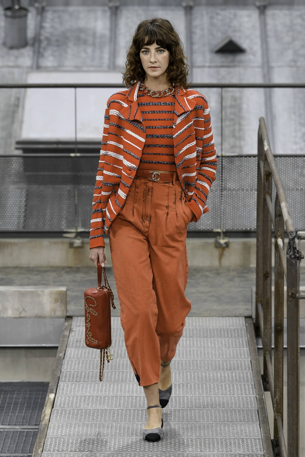 Fashion Week Paris Spring/Summer 2020 look 35 from the Chanel collection 女装