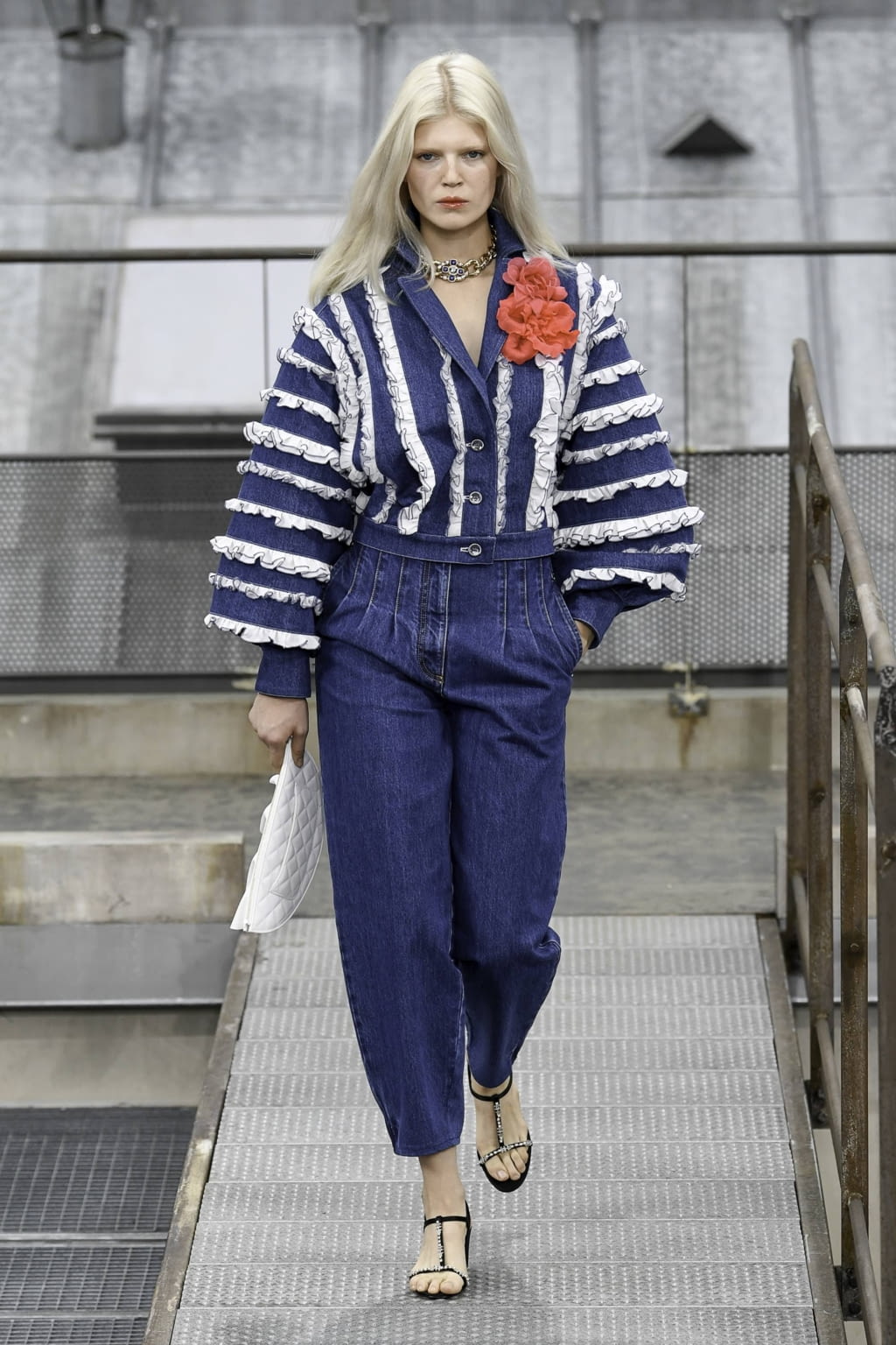 Fashion Week Paris Spring/Summer 2020 look 39 de la collection Chanel womenswear