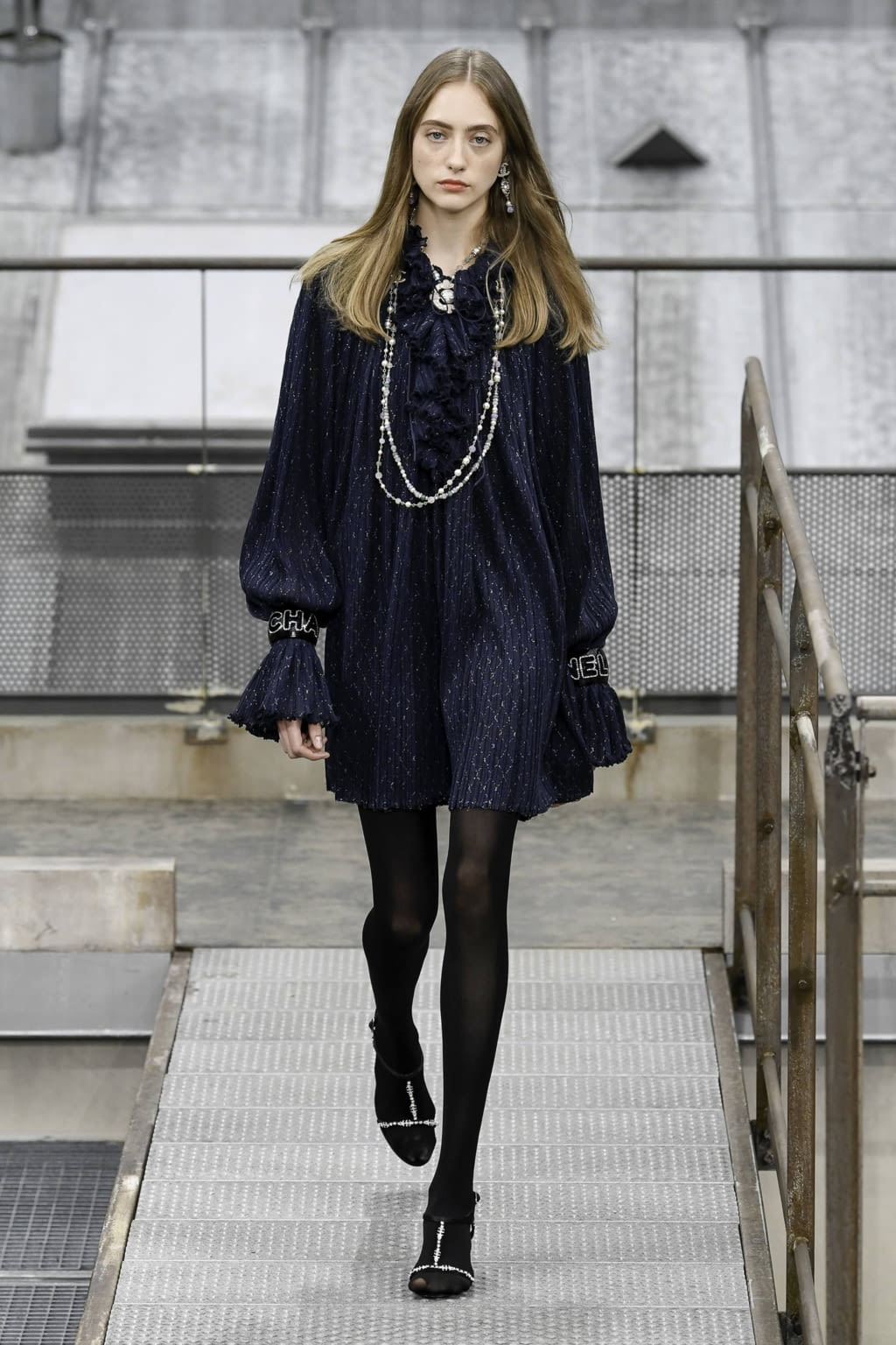 Fashion Week Paris Spring/Summer 2020 look 55 from the Chanel collection womenswear