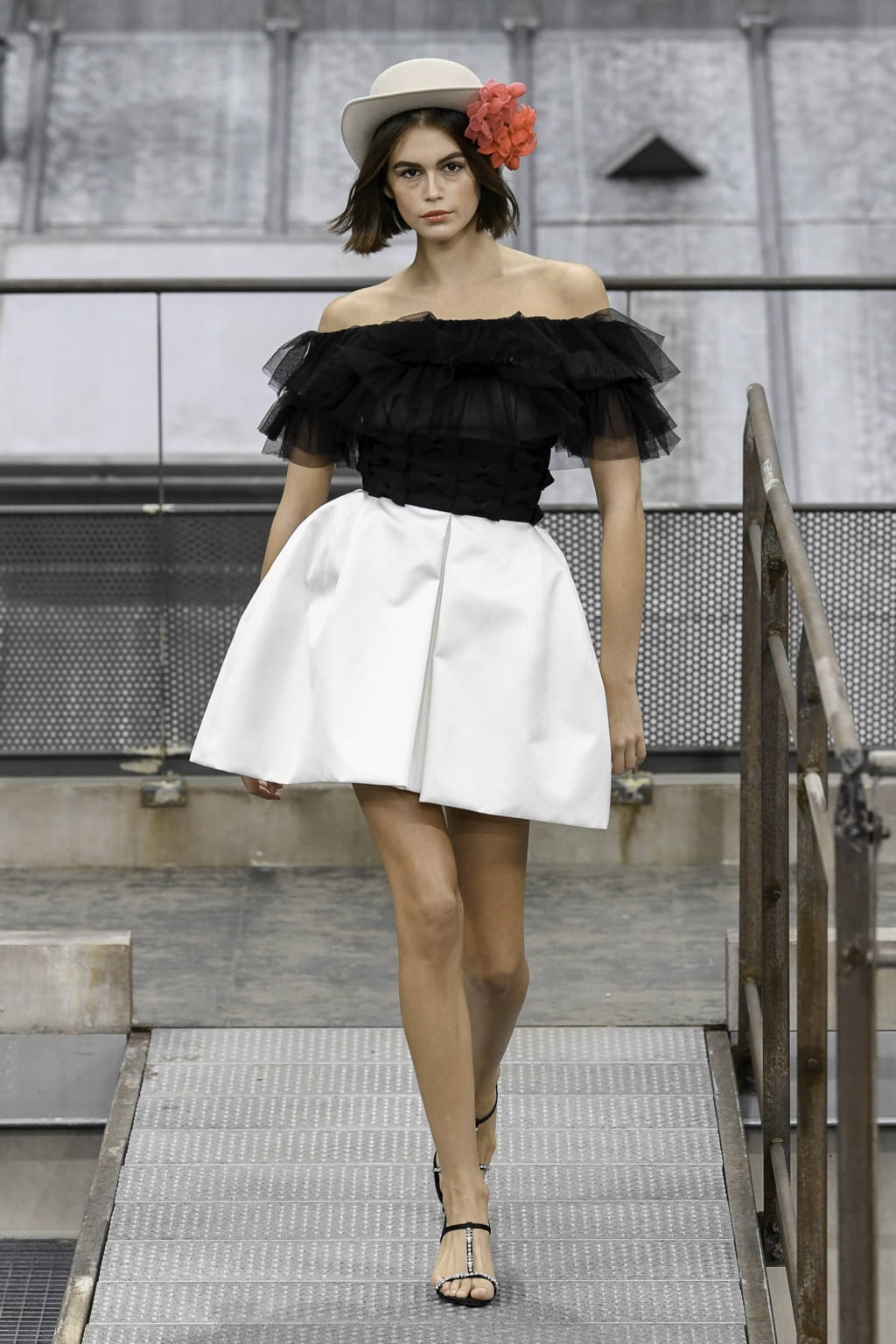 Fashion Week Paris Spring/Summer 2020 look 74 de la collection Chanel womenswear