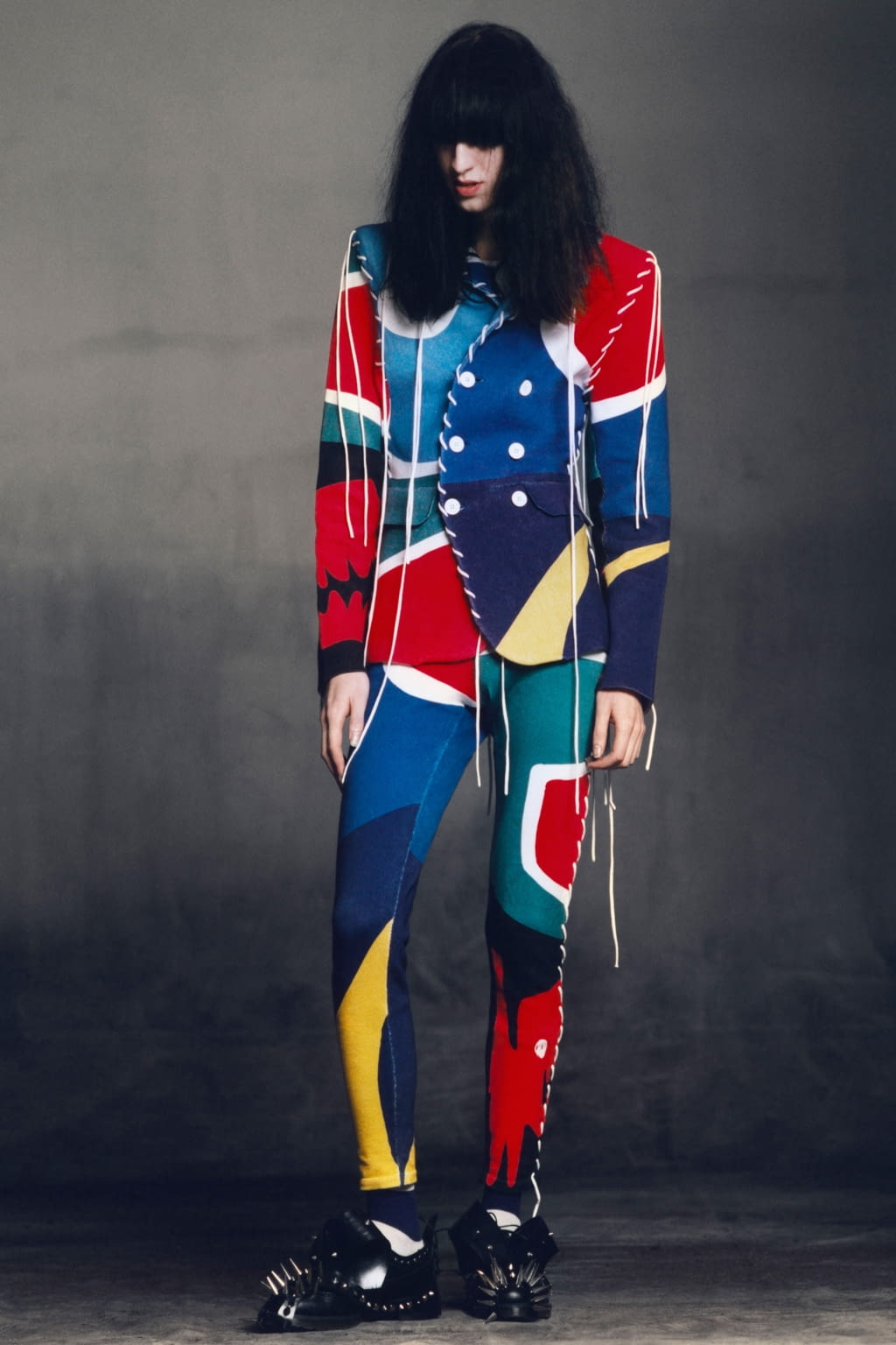 Fashion Week London Fall/Winter 2021 look 1 de la collection Charles Jeffrey LOVERBOY menswear