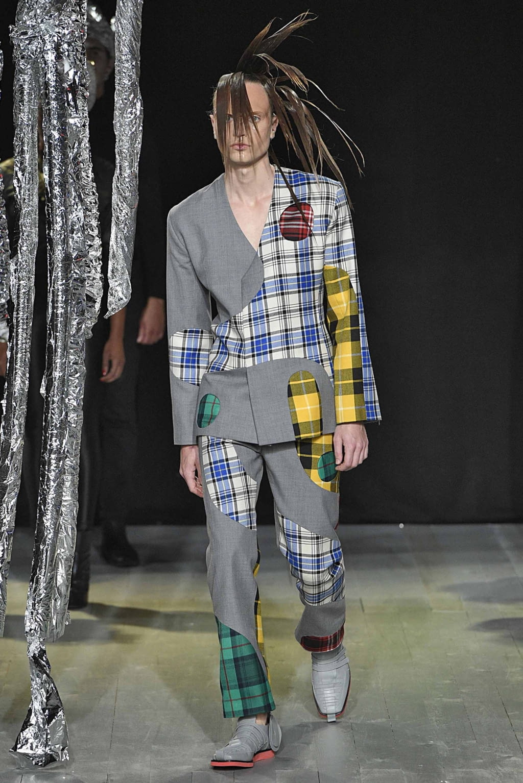 Fashion Week London Spring/Summer 2019 look 5 from the Charles Jeffrey LOVERBOY collection menswear