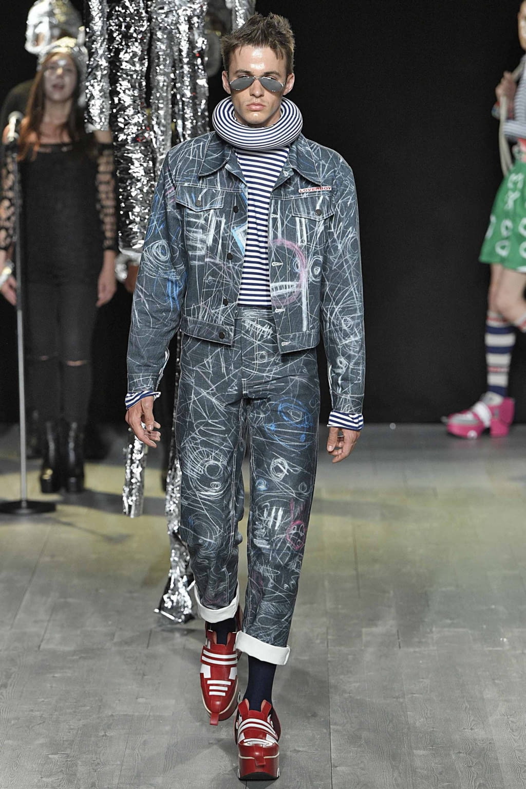 Fashion Week London Spring/Summer 2019 look 8 from the Charles Jeffrey LOVERBOY collection 男装