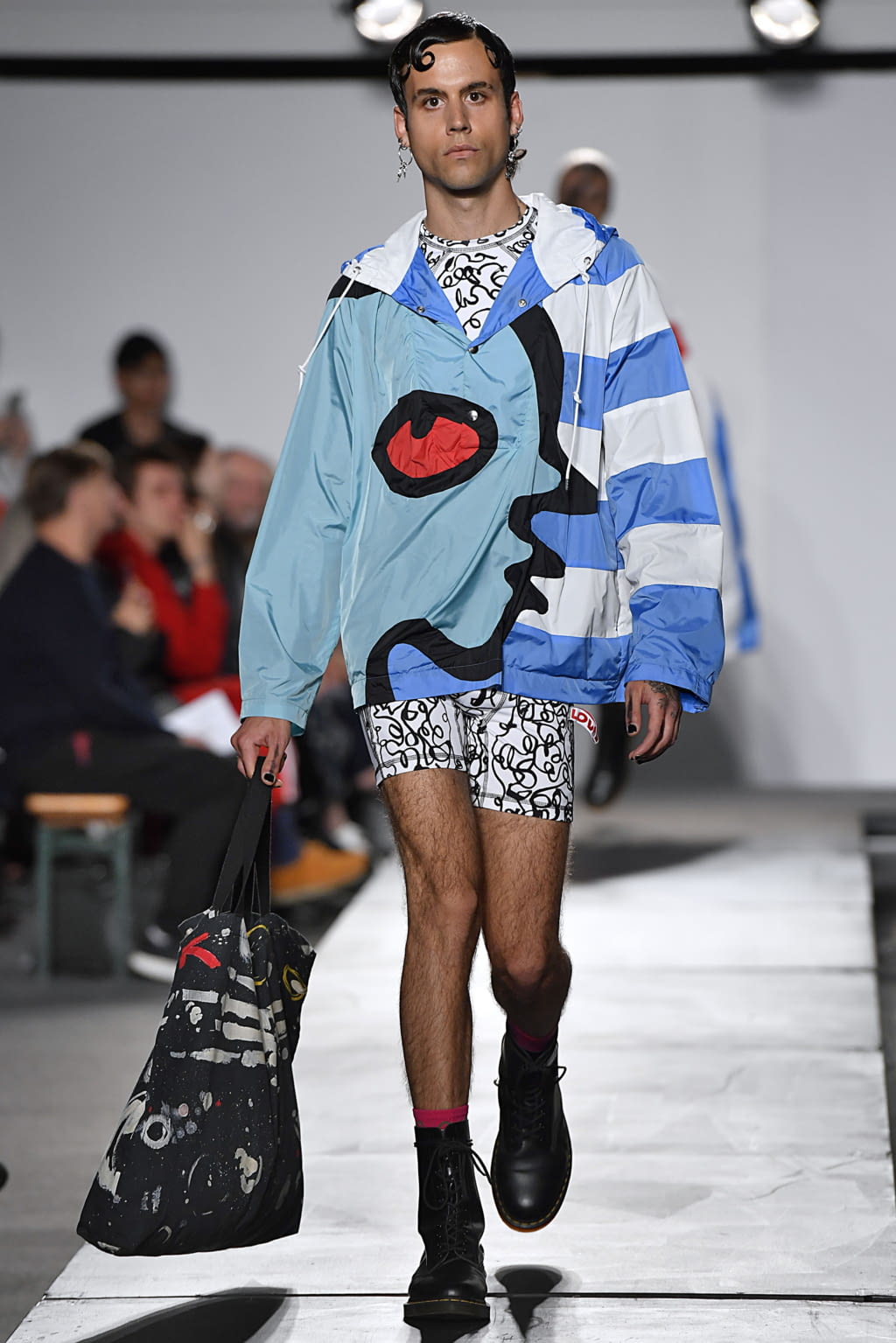 Fashion Week London Spring/Summer 2020 look 20 de la collection Charles Jeffrey LOVERBOY menswear