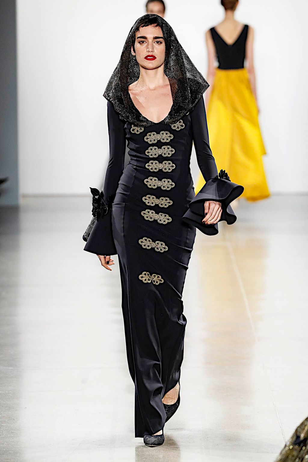 Fashion Week New York Fall/Winter 2019 look 42 from the Chiara Boni collection womenswear