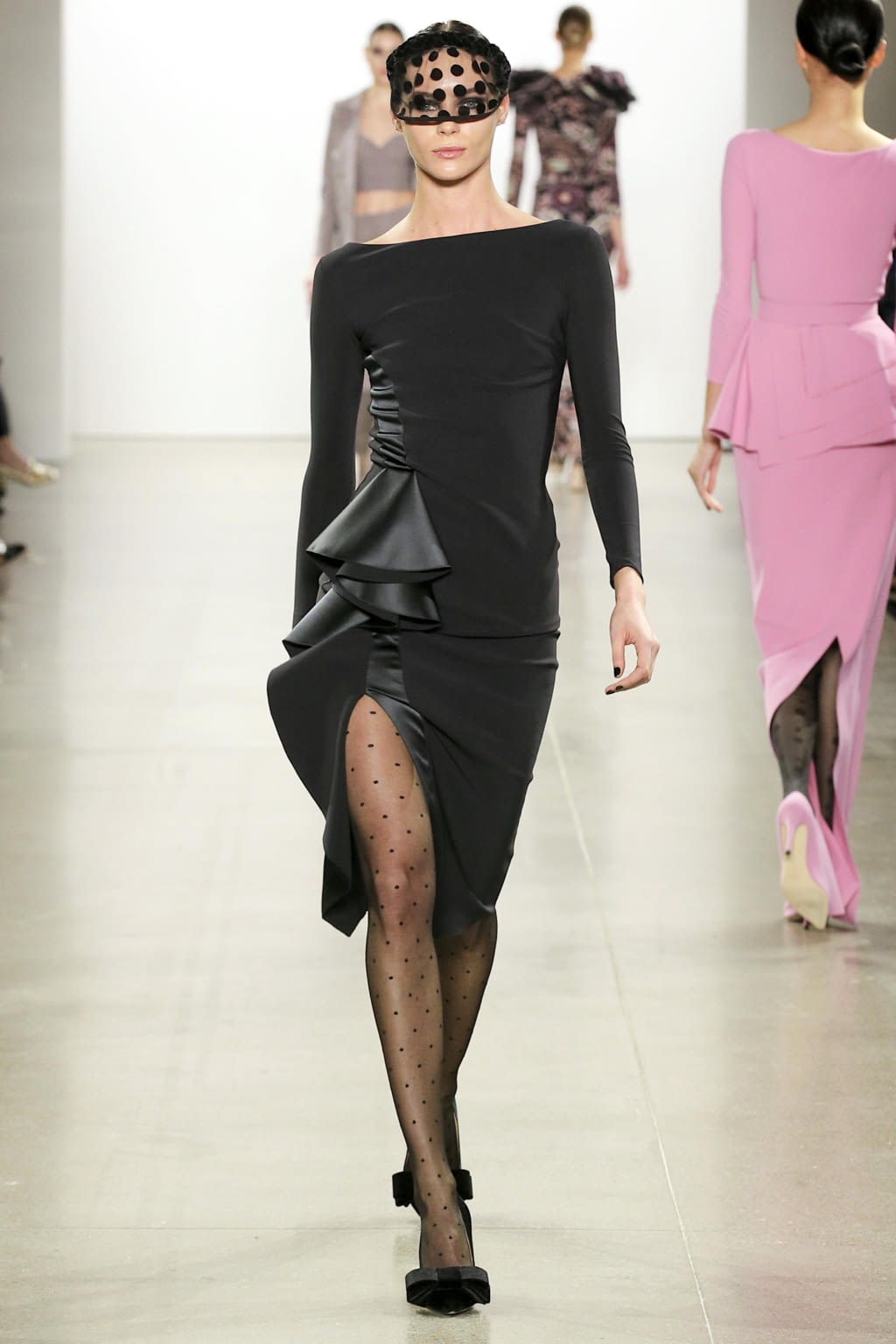 Fashion Week New York Fall/Winter 2020 look 13 from the Chiara Boni collection womenswear
