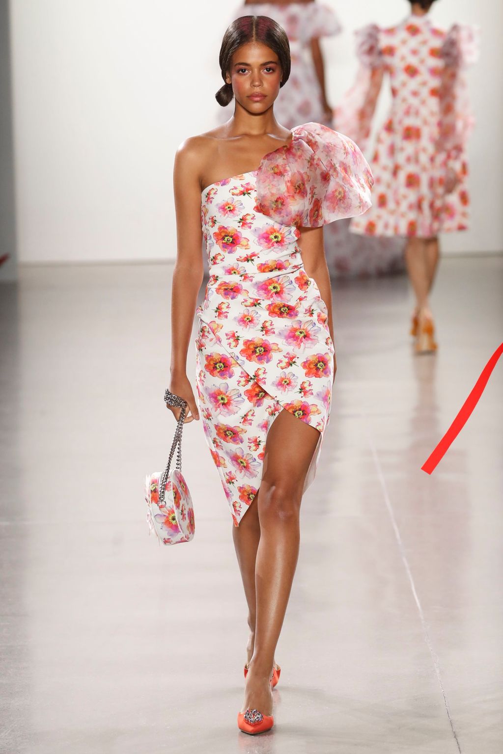 Fashion Week New York Spring/Summer 2019 look 41 from the Chiara Boni collection womenswear