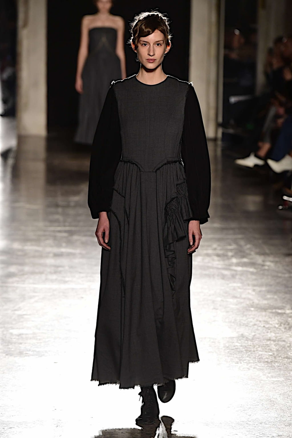Fashion Week Milan Fall/Winter 2019 look 14 from the Chika Kisada collection 女装
