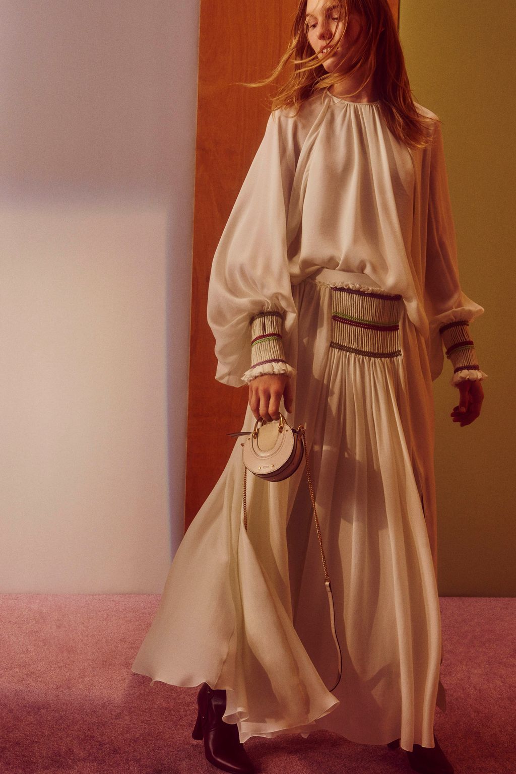 Fashion Week Paris Resort 2018 look 19 from the Chloé collection womenswear