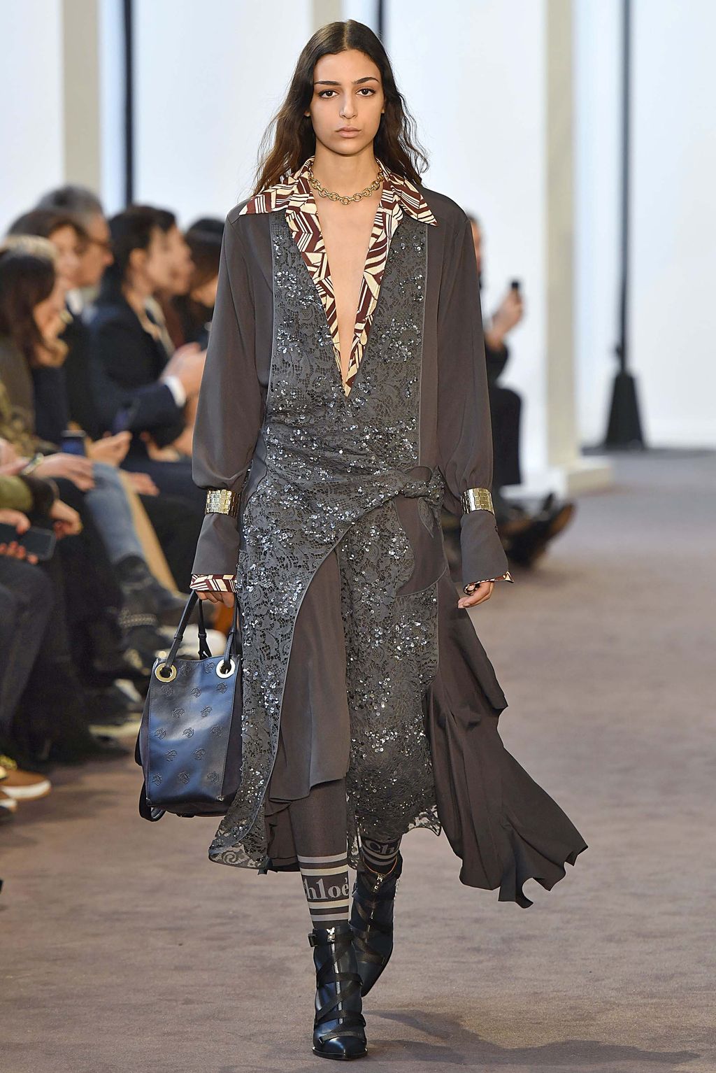 Fashion Week Paris Fall/Winter 2018 look 30 from the Chloé collection womenswear