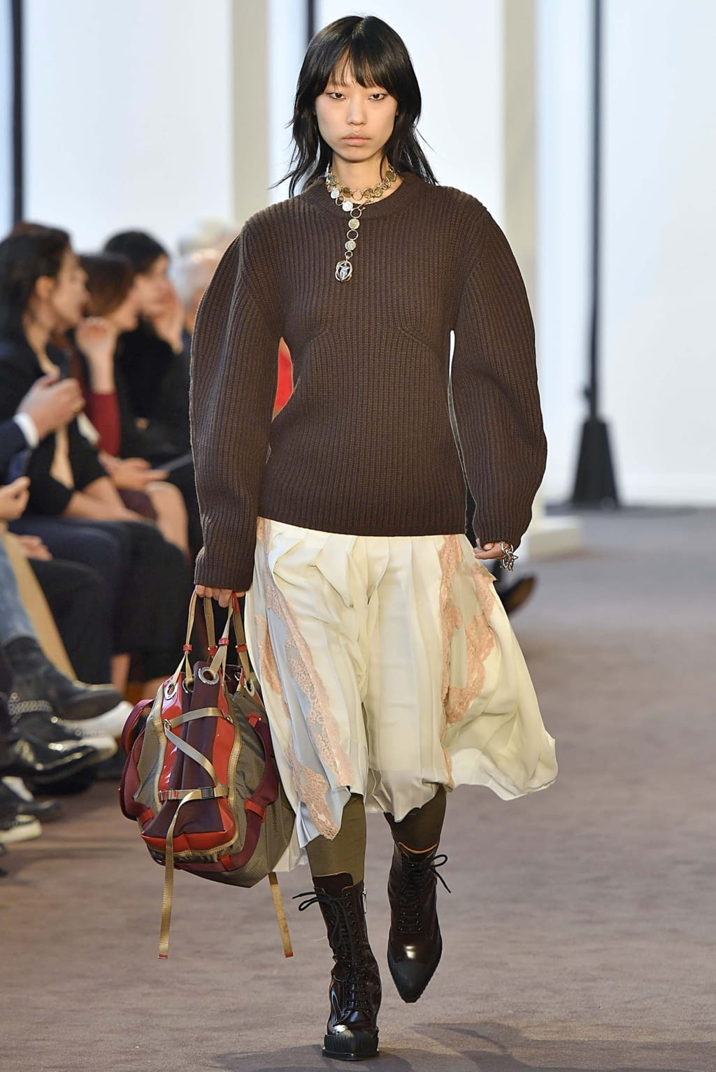 Fashion Week Paris Fall/Winter 2018 look 36 from the Chloé collection womenswear