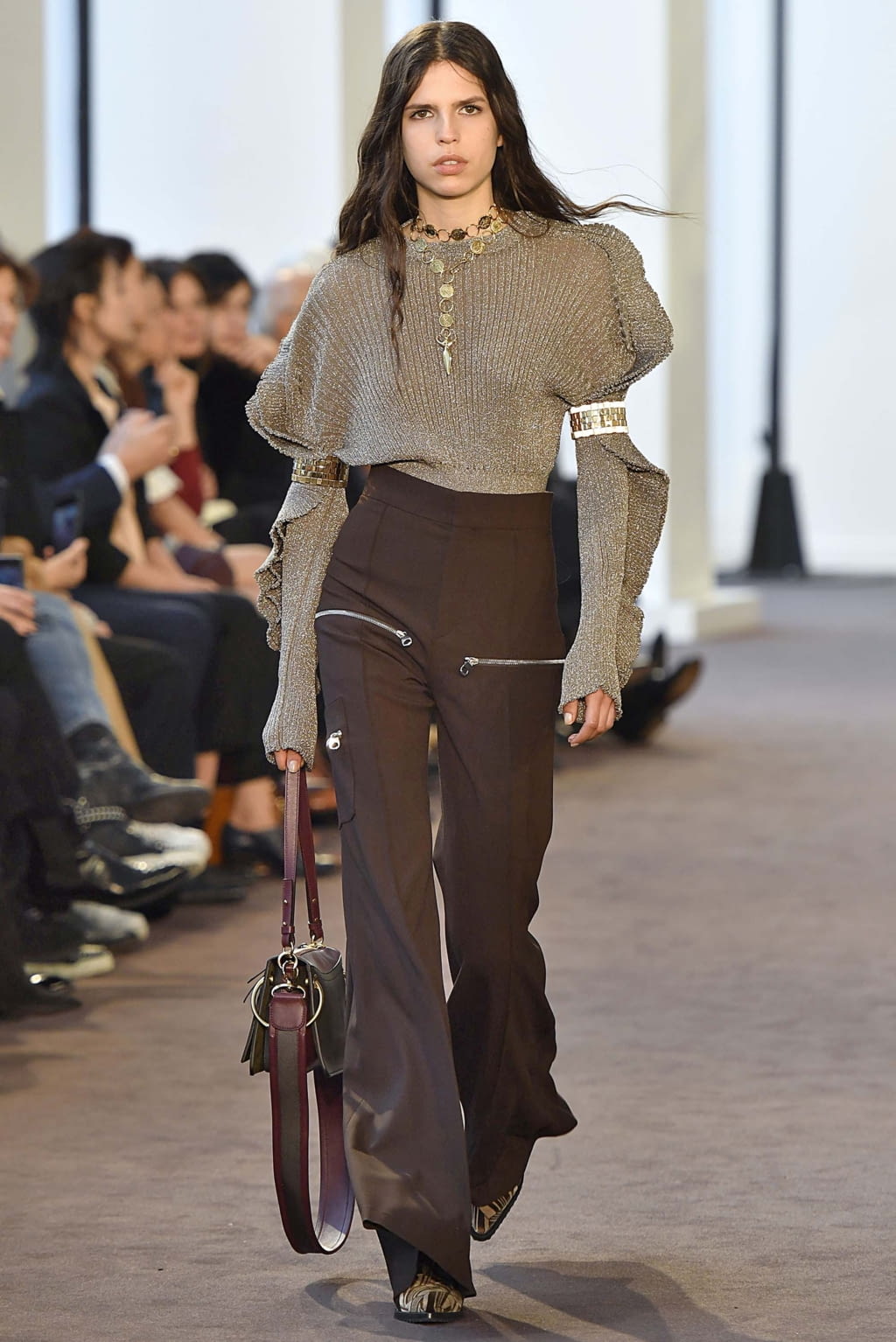Fashion Week Paris Fall/Winter 2018 look 45 from the Chloé collection womenswear