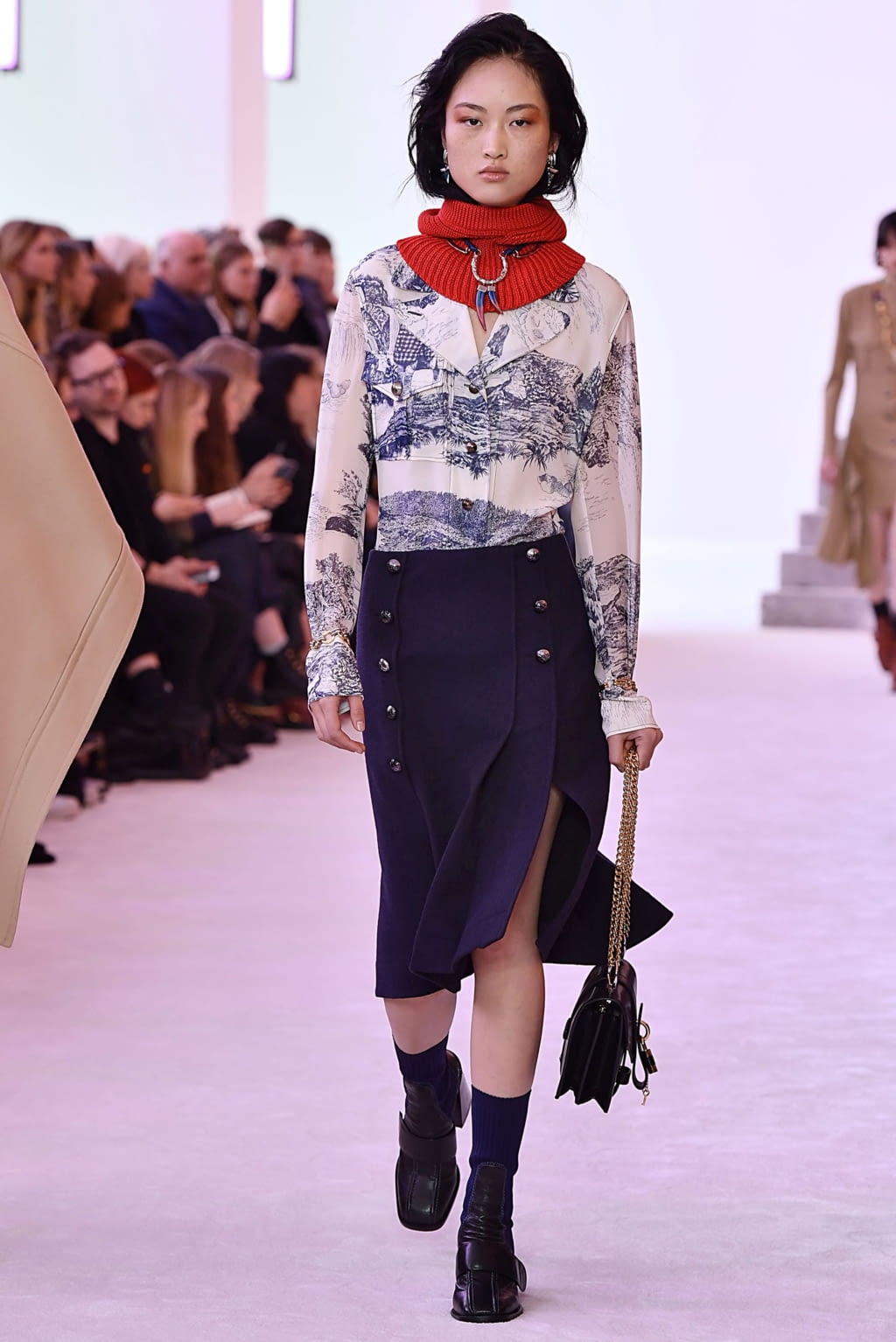 Fashion Week Paris Fall/Winter 2019 look 10 de la collection Chloé womenswear
