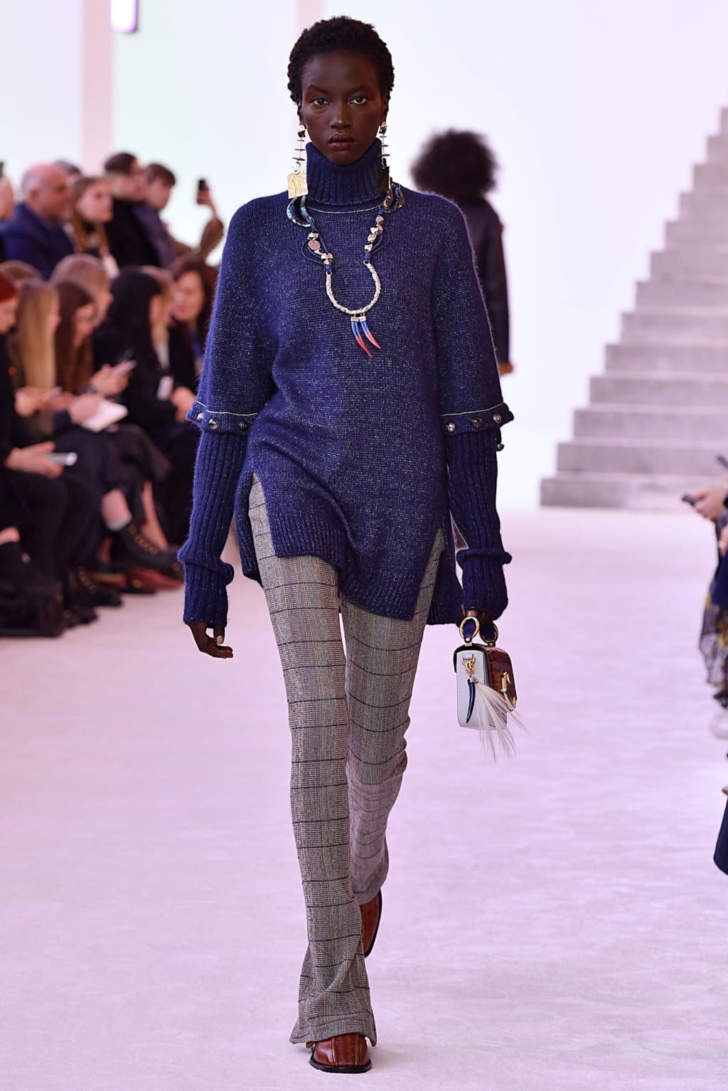 Fashion Week Paris Fall/Winter 2019 look 14 de la collection Chloé womenswear