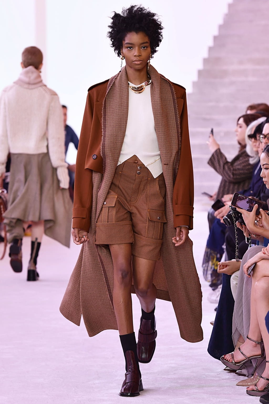 Fashion Week Paris Fall/Winter 2019 look 20 from the Chloé collection womenswear