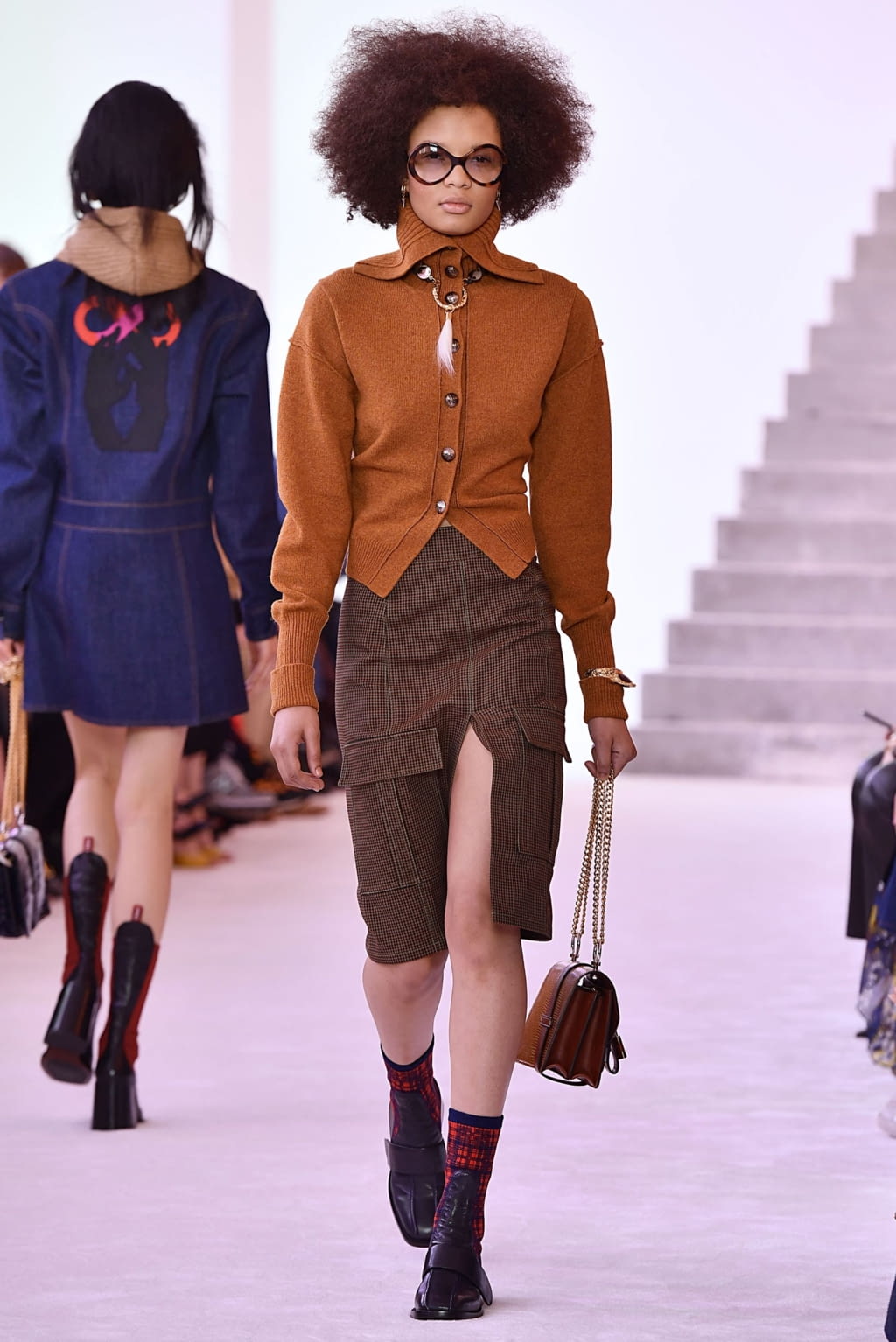 Fashion Week Paris Fall/Winter 2019 look 29 from the Chloé collection womenswear