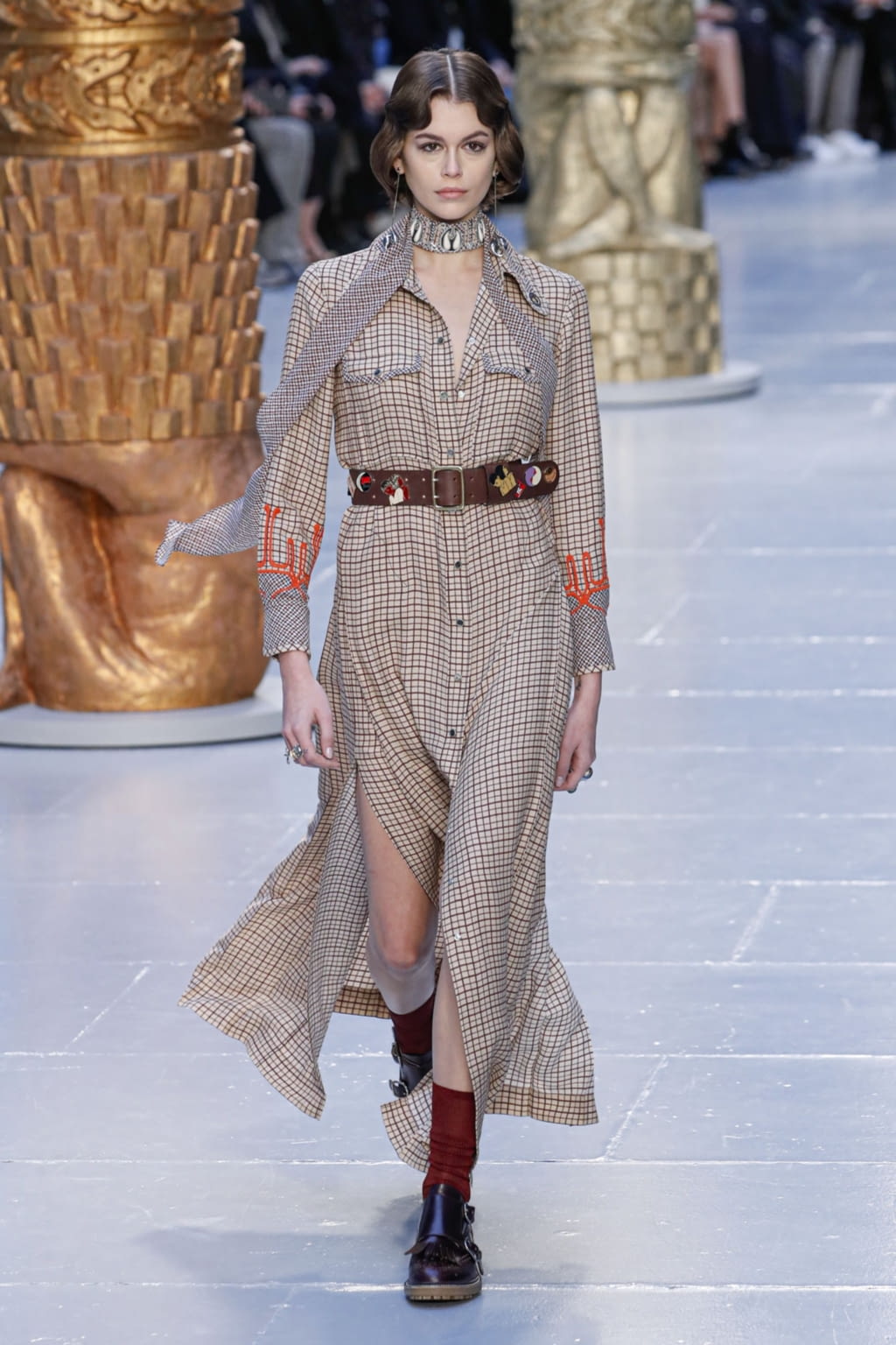 Fashion Week Paris Fall/Winter 2020 look 1 from the Chloé collection womenswear