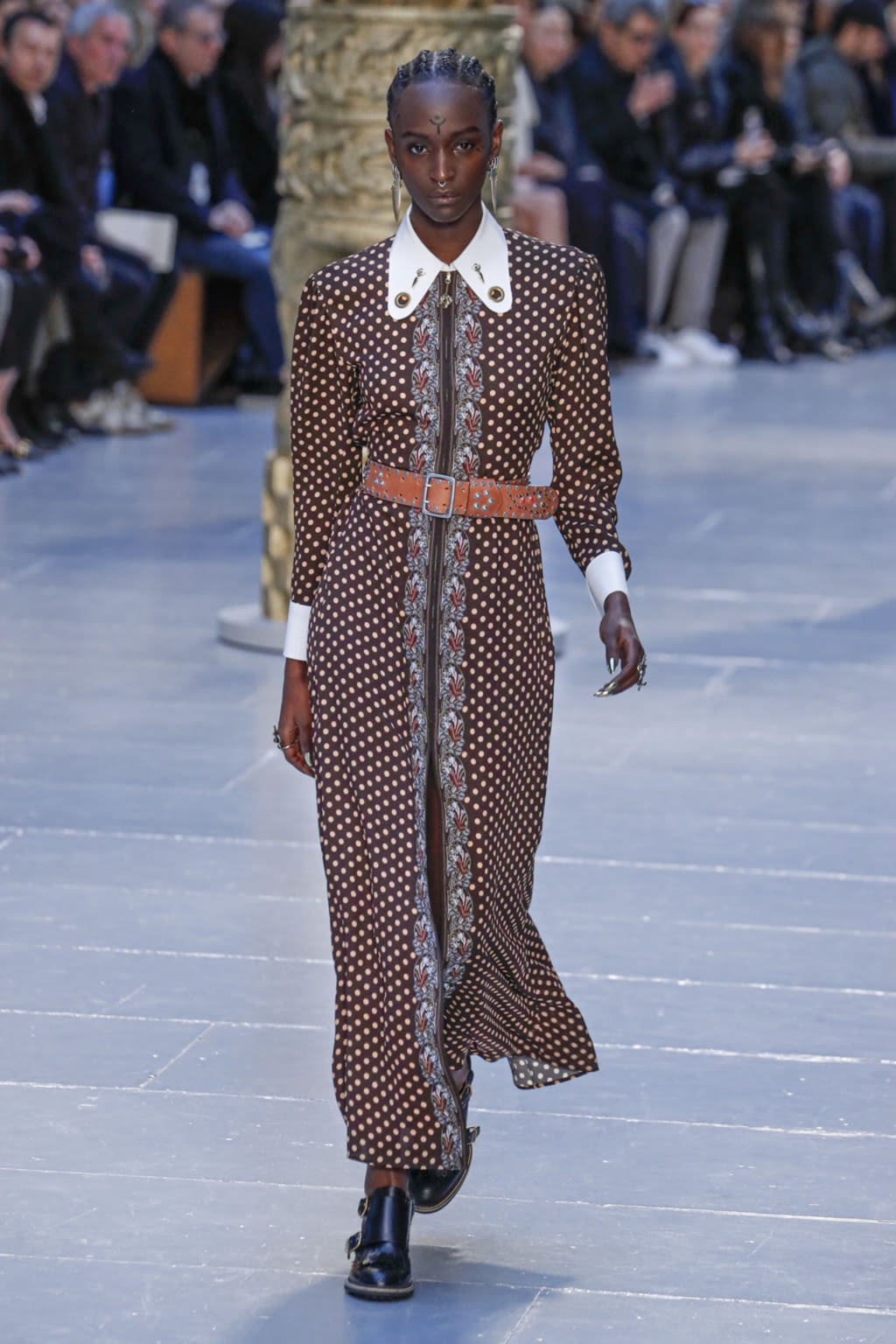 Fashion Week Paris Fall/Winter 2020 look 3 from the Chloé collection 女装