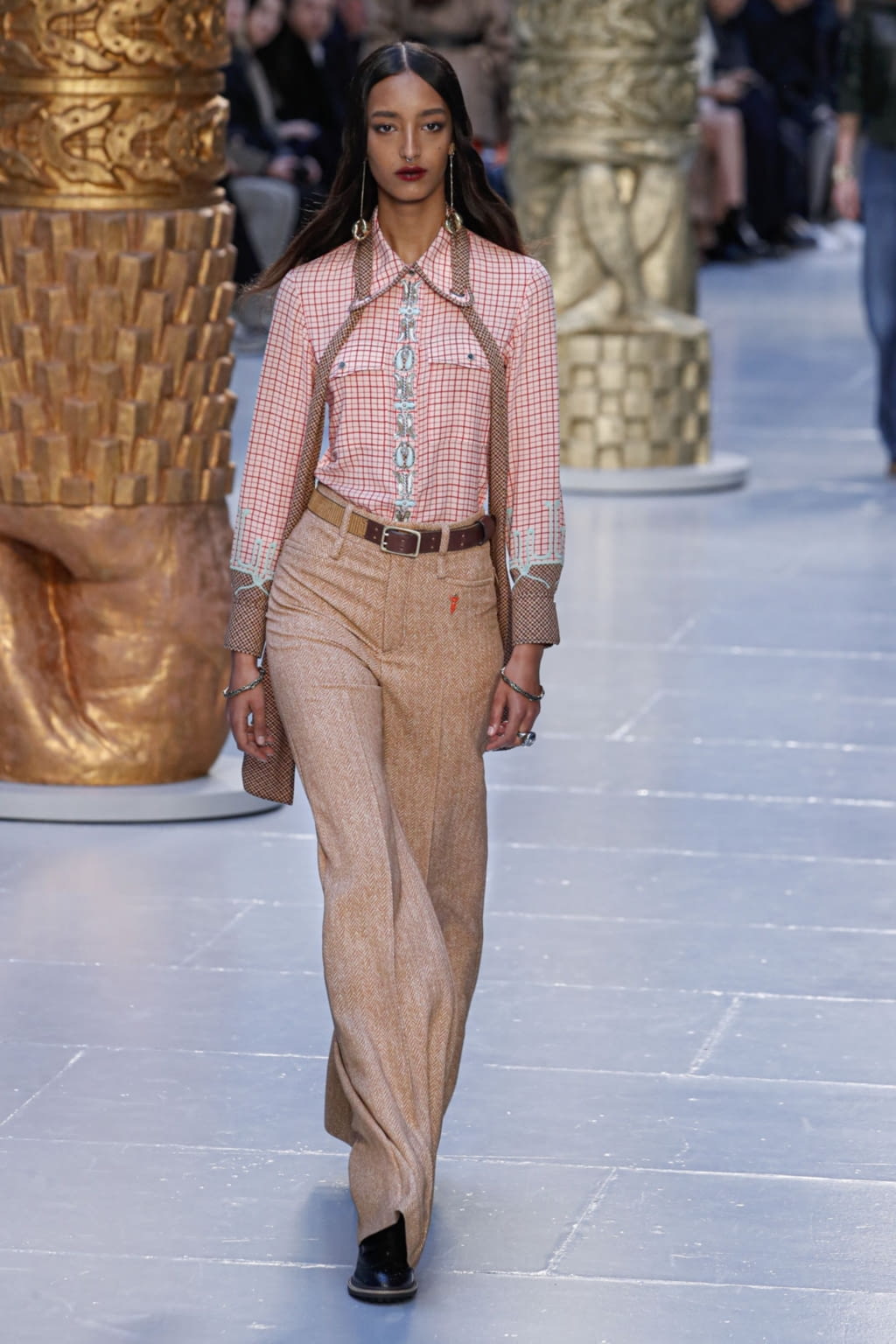 Fashion Week Paris Fall/Winter 2020 look 4 from the Chloé collection womenswear