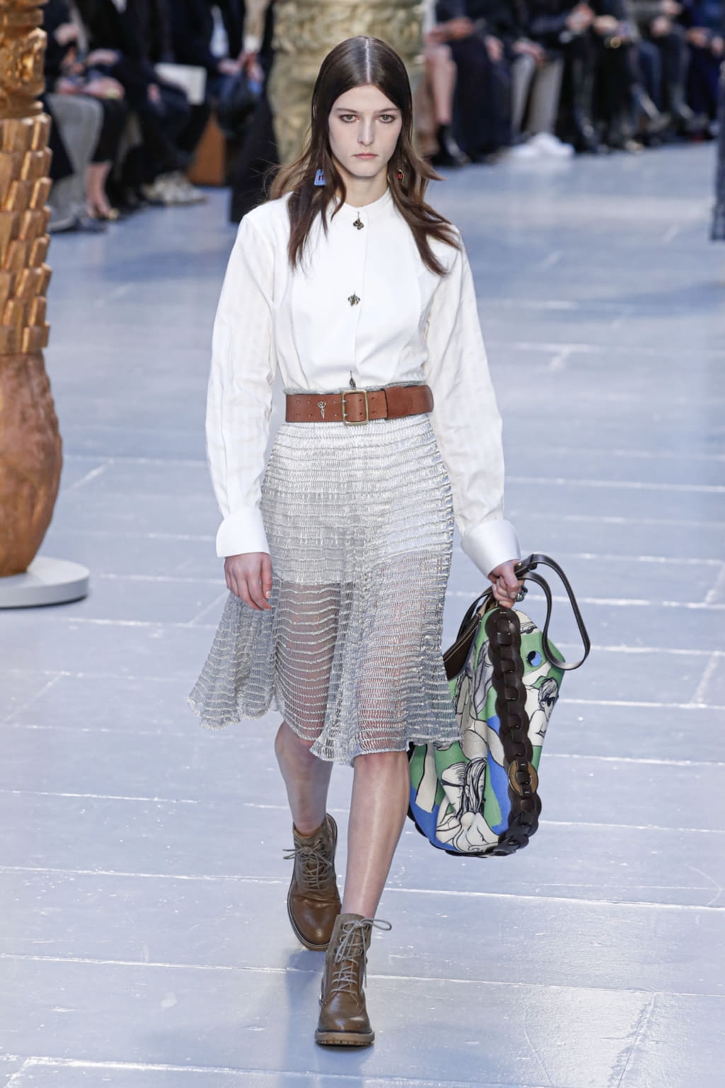 Fashion Week Paris Fall/Winter 2020 look 42 from the Chloé collection womenswear