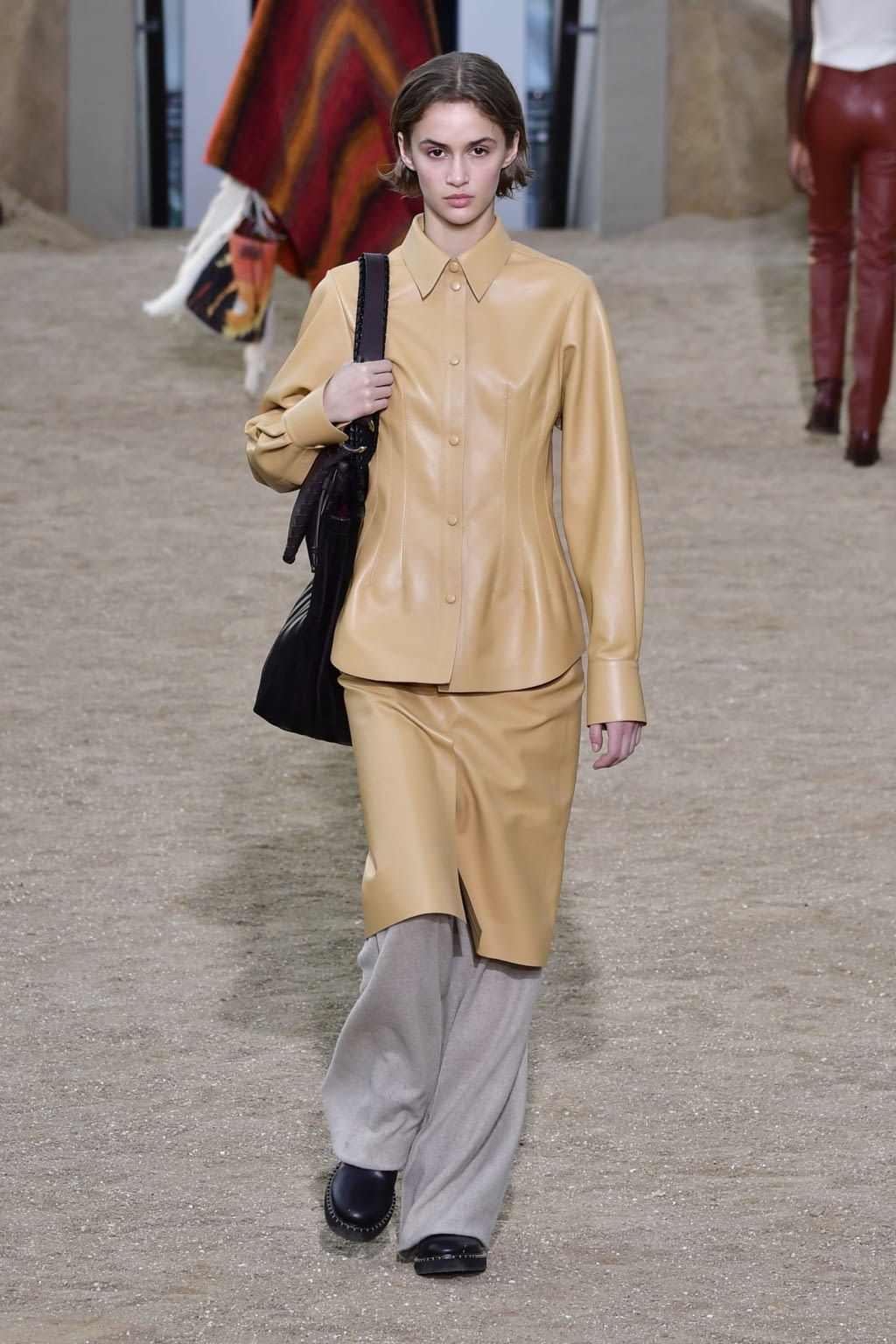 Fashion Week Paris Fall/Winter 2022 look 6 from the Chloé collection 女装