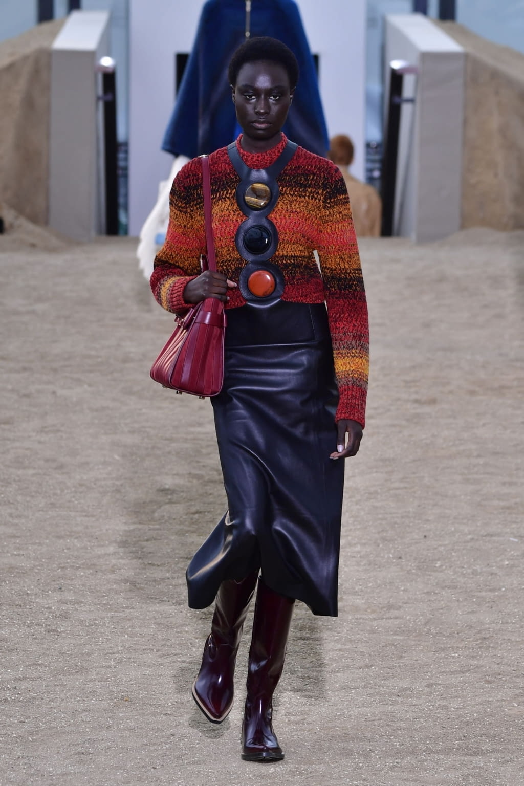 Fashion Week Paris Fall/Winter 2022 look 8 from the Chloé collection womenswear