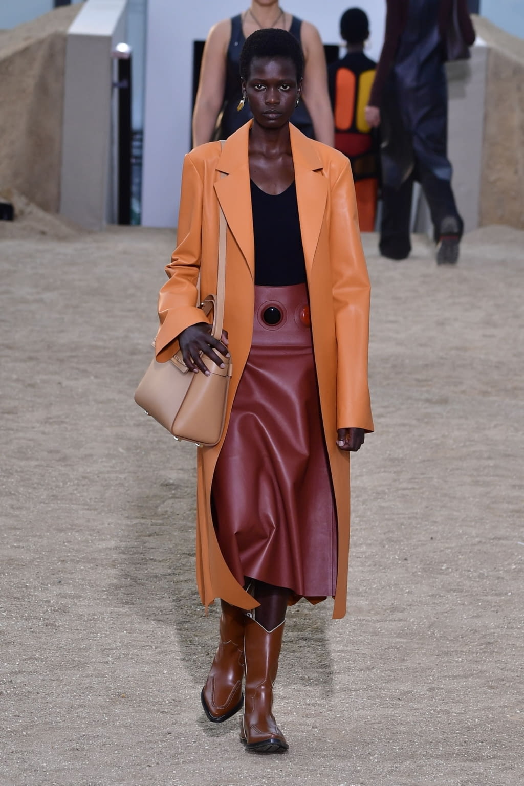 Fashion Week Paris Fall/Winter 2022 look 18 from the Chloé collection womenswear