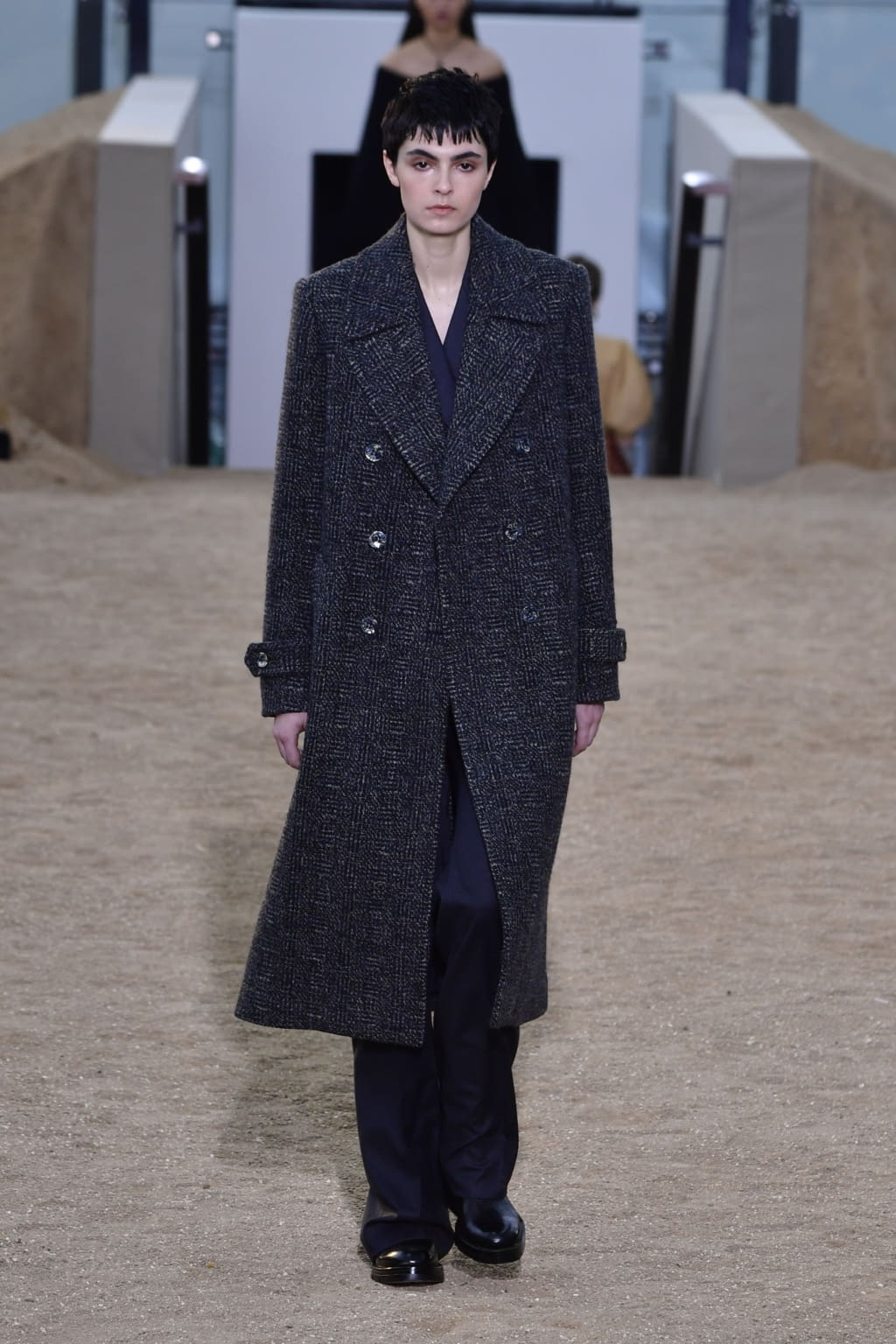 Fashion Week Paris Fall/Winter 2022 look 28 from the Chloé collection womenswear