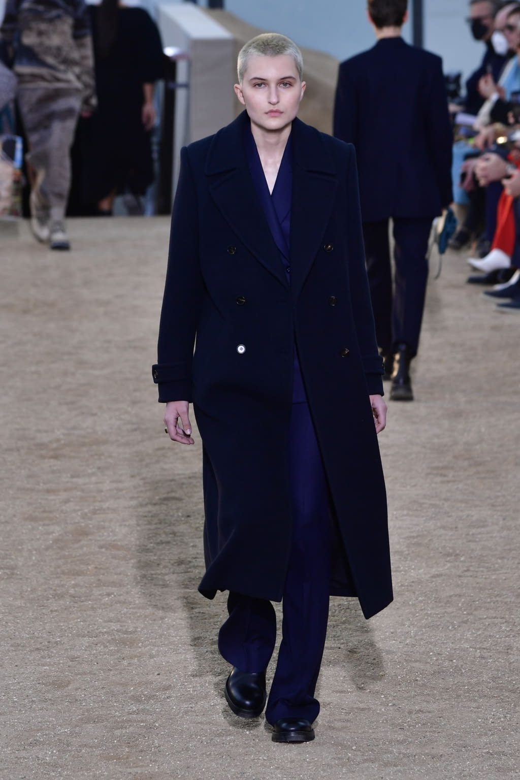 Fashion Week Paris Fall/Winter 2022 look 34 from the Chloé collection 女装