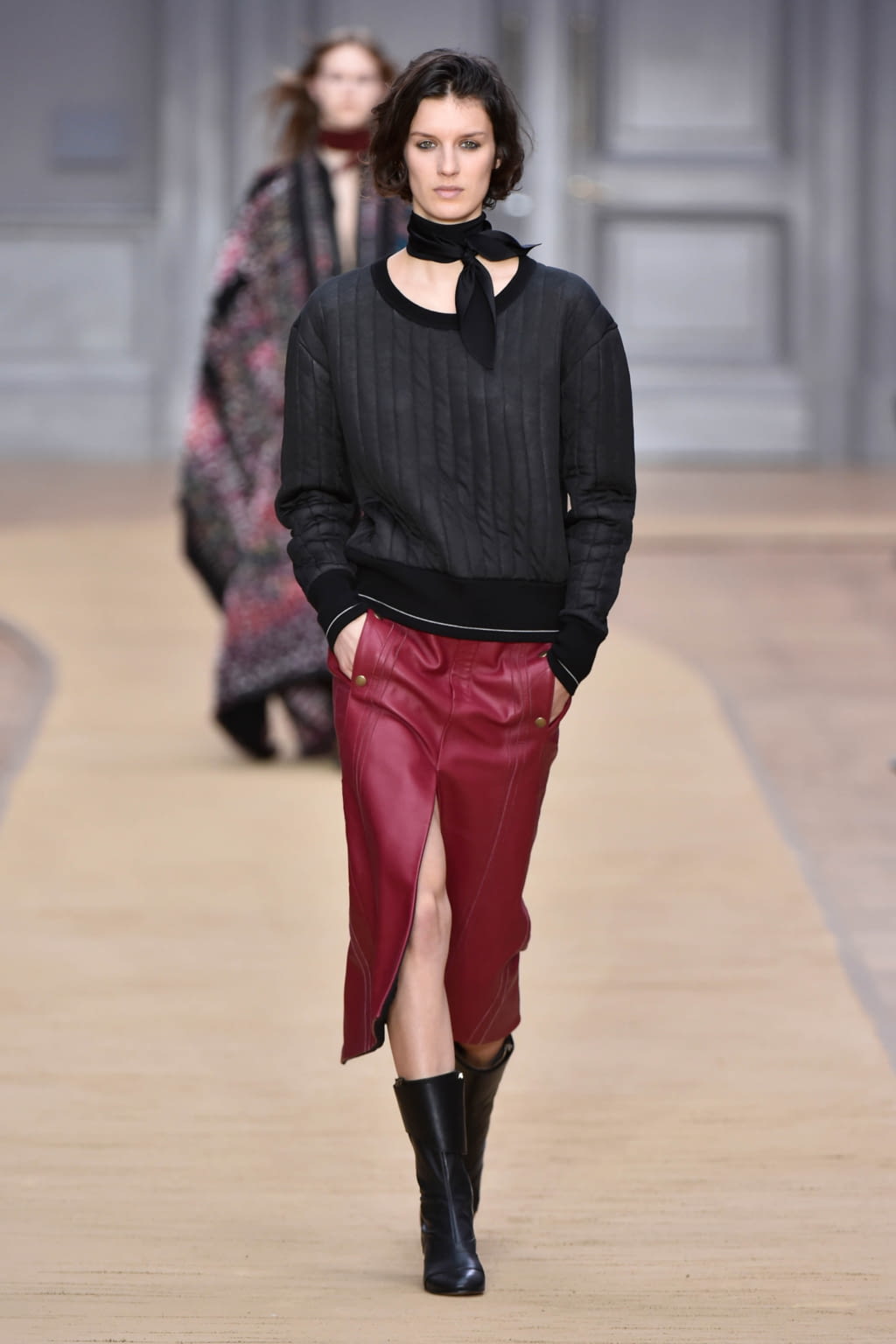 Fashion Week Paris Fall/Winter 2016 look 12 from the Chloé collection womenswear