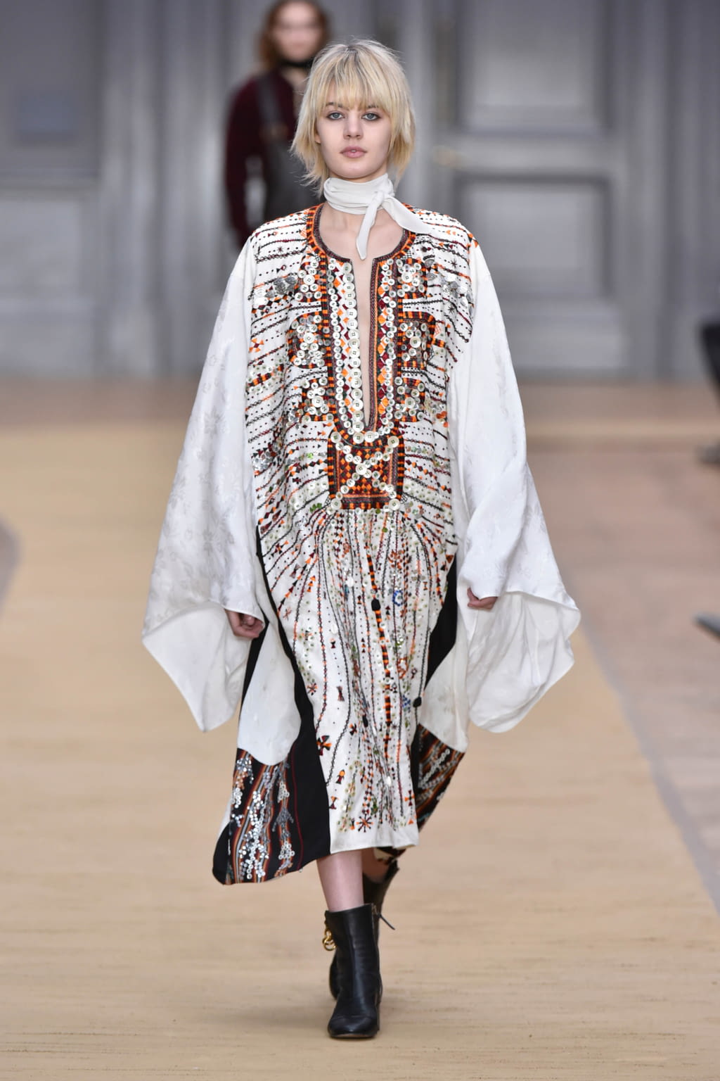 Fashion Week Paris Fall/Winter 2016 look 15 from the Chloé collection 女装
