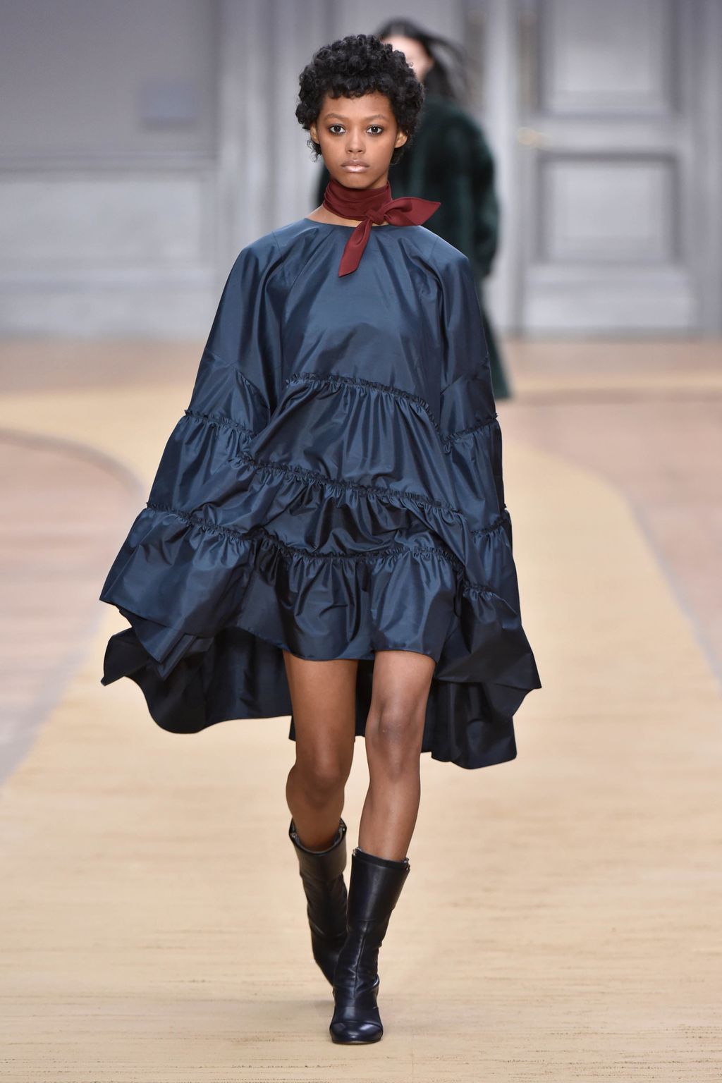 Fashion Week Paris Fall/Winter 2016 look 27 de la collection Chloé womenswear
