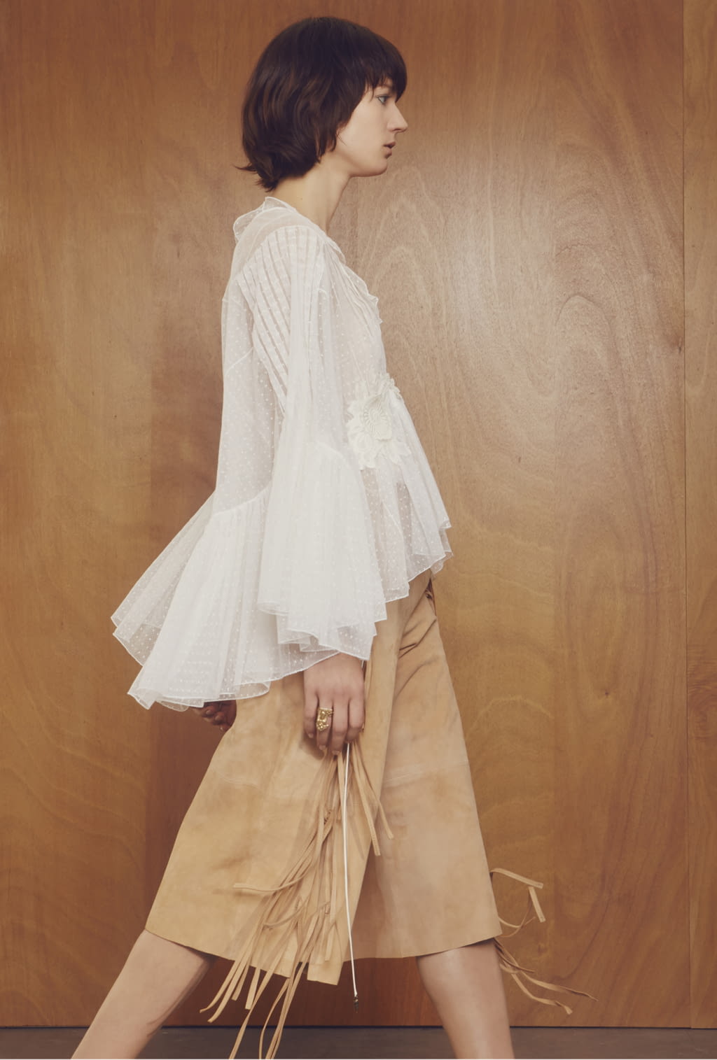 Fashion Week Paris Resort 2017 look 25 from the Chloé collection womenswear