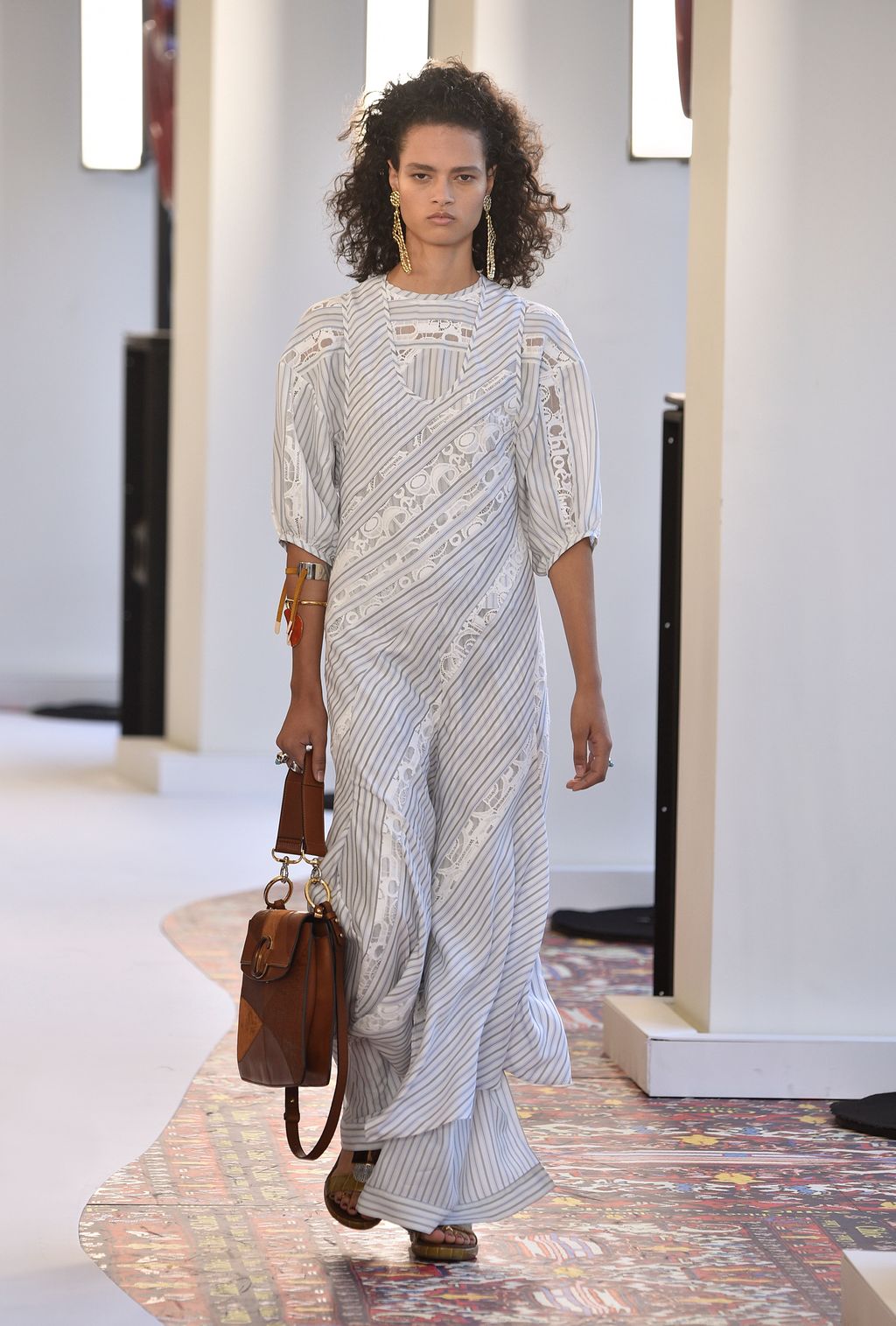 Fashion Week Paris Spring/Summer 2019 look 42 from the Chloé collection womenswear