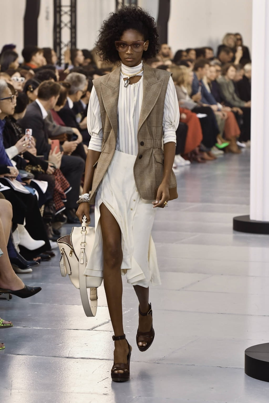 Fashion Week Paris Spring/Summer 2020 look 15 de la collection Chloé womenswear