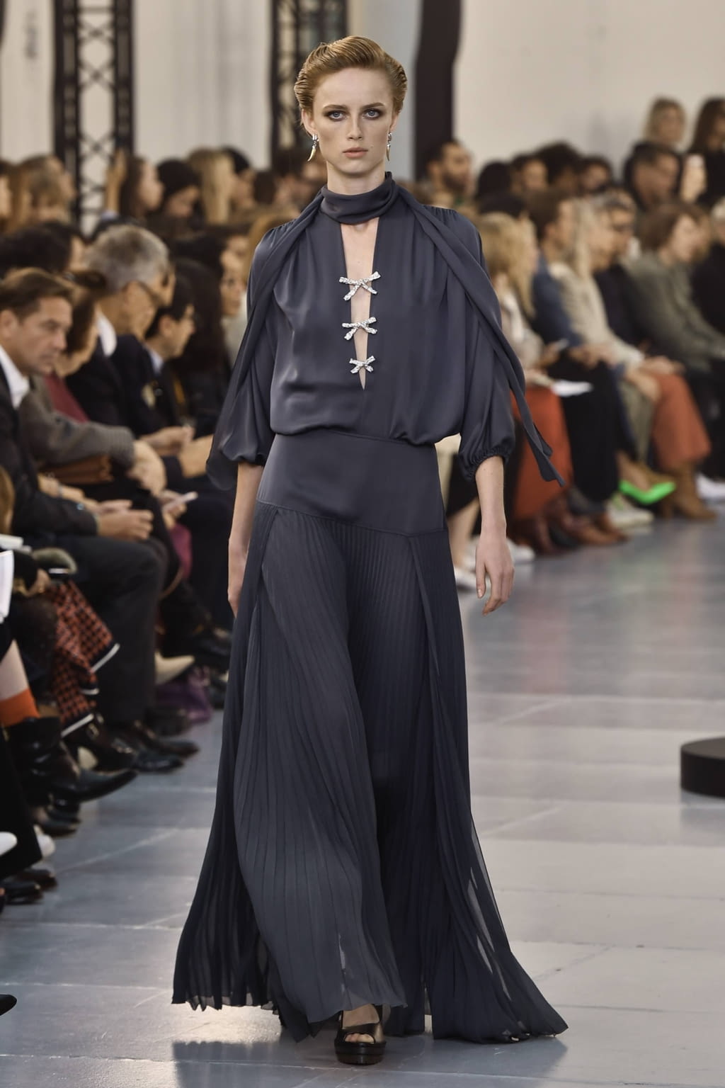 Fashion Week Paris Spring/Summer 2020 look 42 from the Chloé collection womenswear