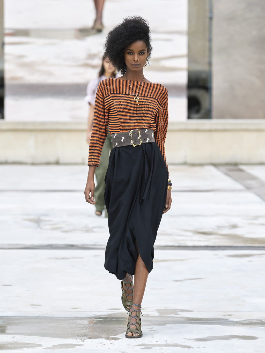 Fashion Week Paris Spring/Summer 2021 look 23 from the Chloé collection 女装