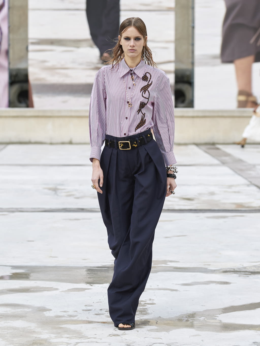 Fashion Week Paris Spring/Summer 2021 look 31 from the Chloé collection womenswear