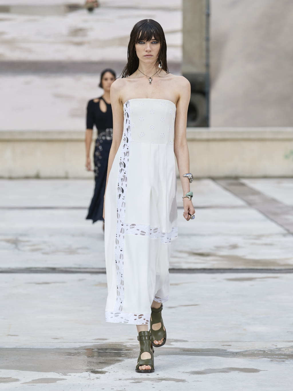 Fashion Week Paris Spring/Summer 2021 look 36 from the Chloé collection womenswear