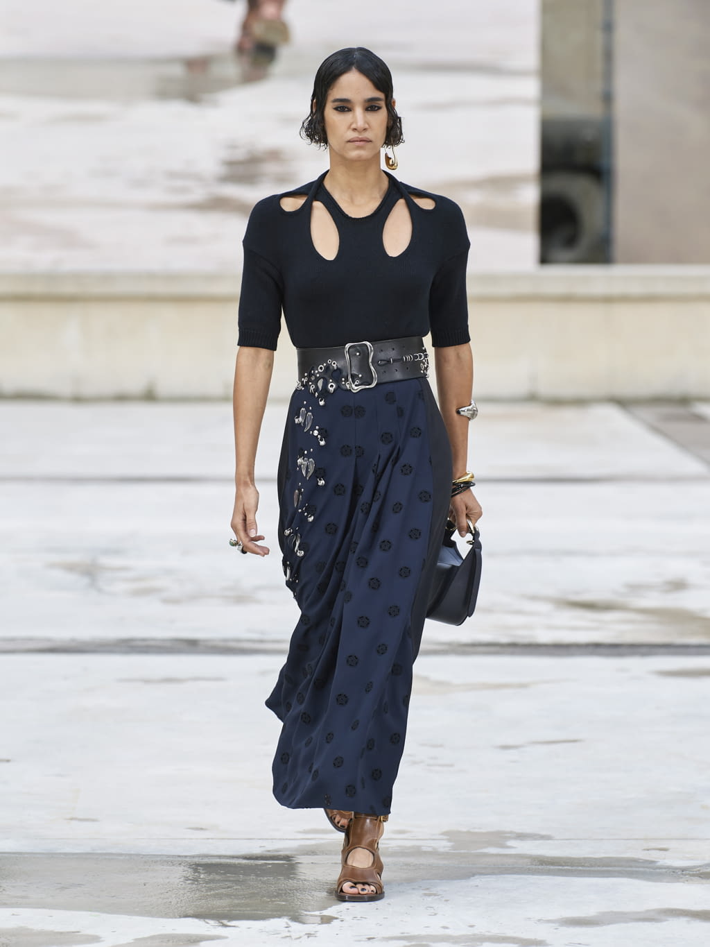Fashion Week Paris Spring/Summer 2021 look 37 from the Chloé collection womenswear