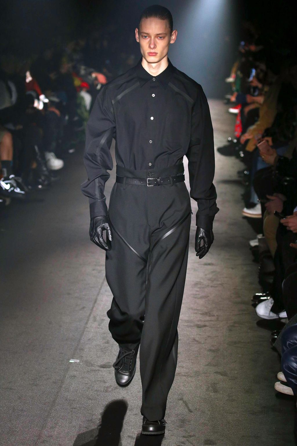 Fashion Week Paris Fall/Winter 2019 look 1 from the Christian Dada collection menswear