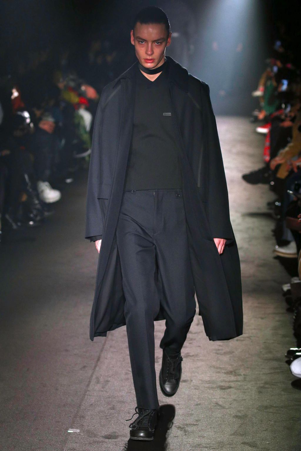 Fashion Week Paris Fall/Winter 2019 look 2 from the Christian Dada collection 男装