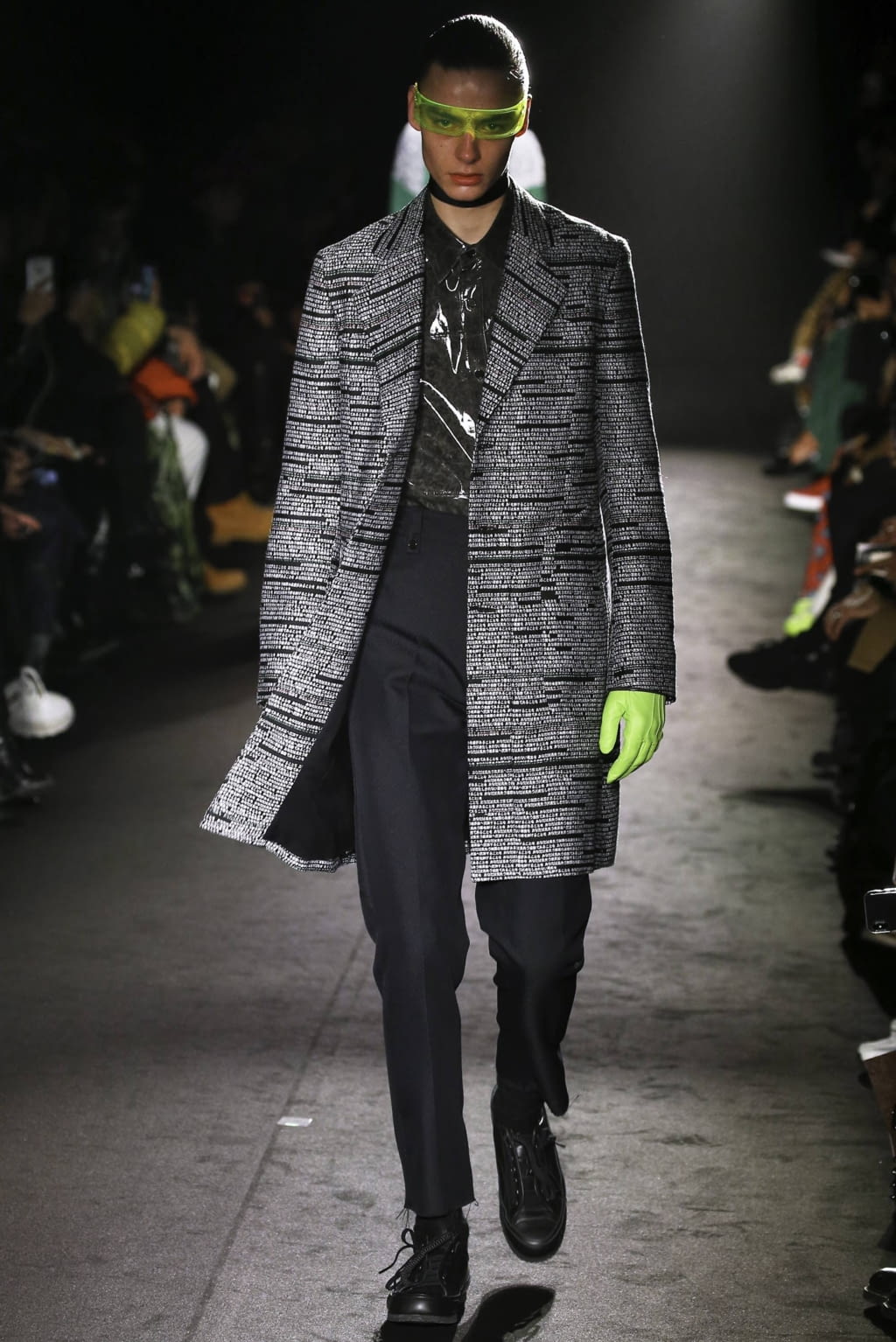 Fashion Week Paris Fall/Winter 2019 look 31 from the Christian Dada collection menswear