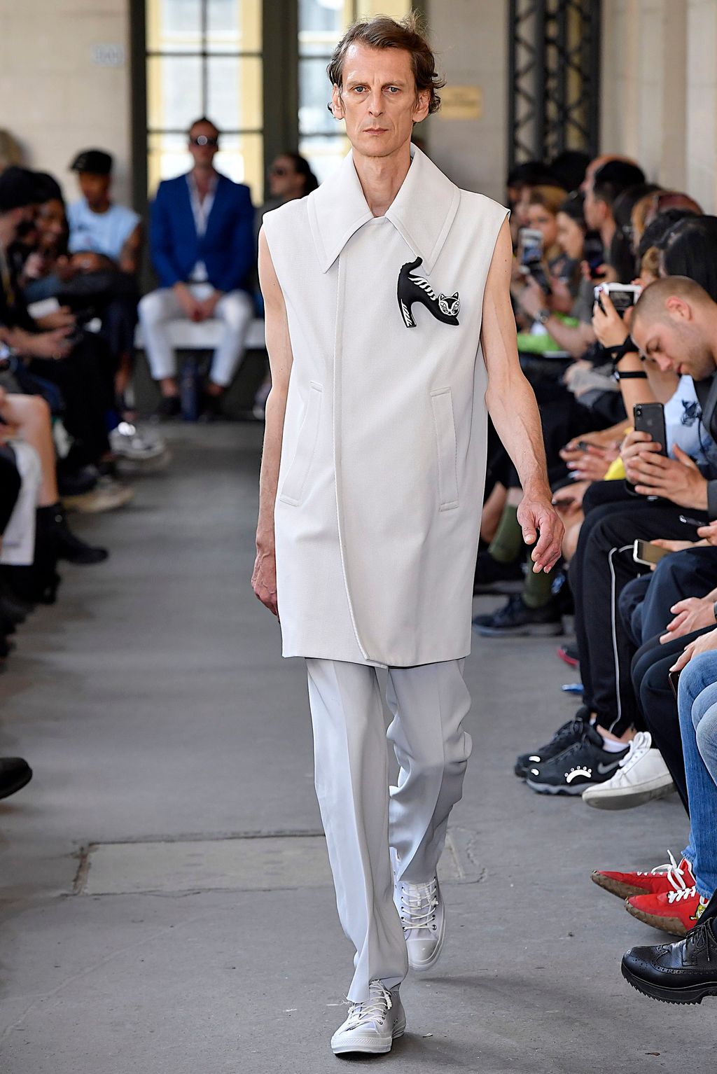 Fashion Week Paris Spring/Summer 2019 look 4 from the Christian Dada collection 男装